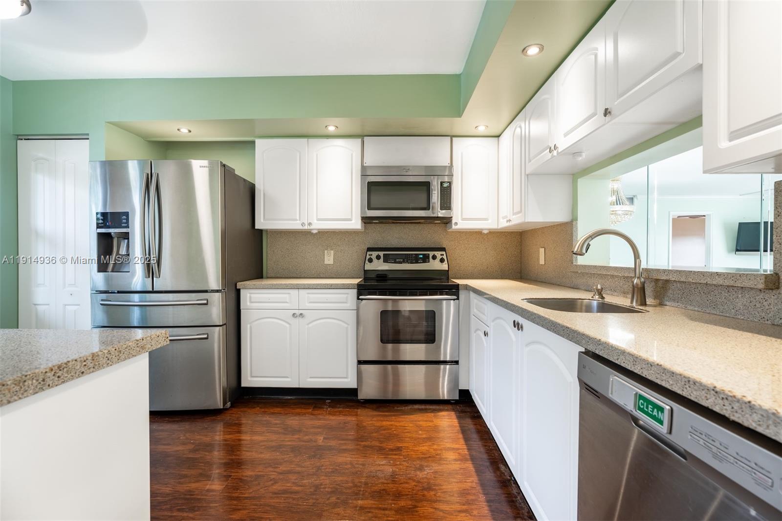 Hawthorne At Century Vill