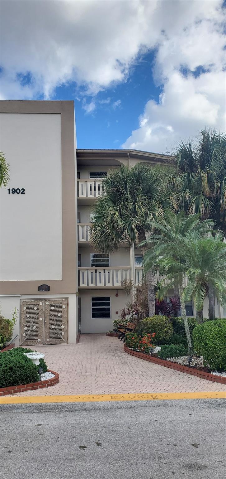 Homes for sale in Coconut Creek, FL | 1902 Bermuda Cir #H4, Coconut Creek, FL 33066 | MLS# F10537146