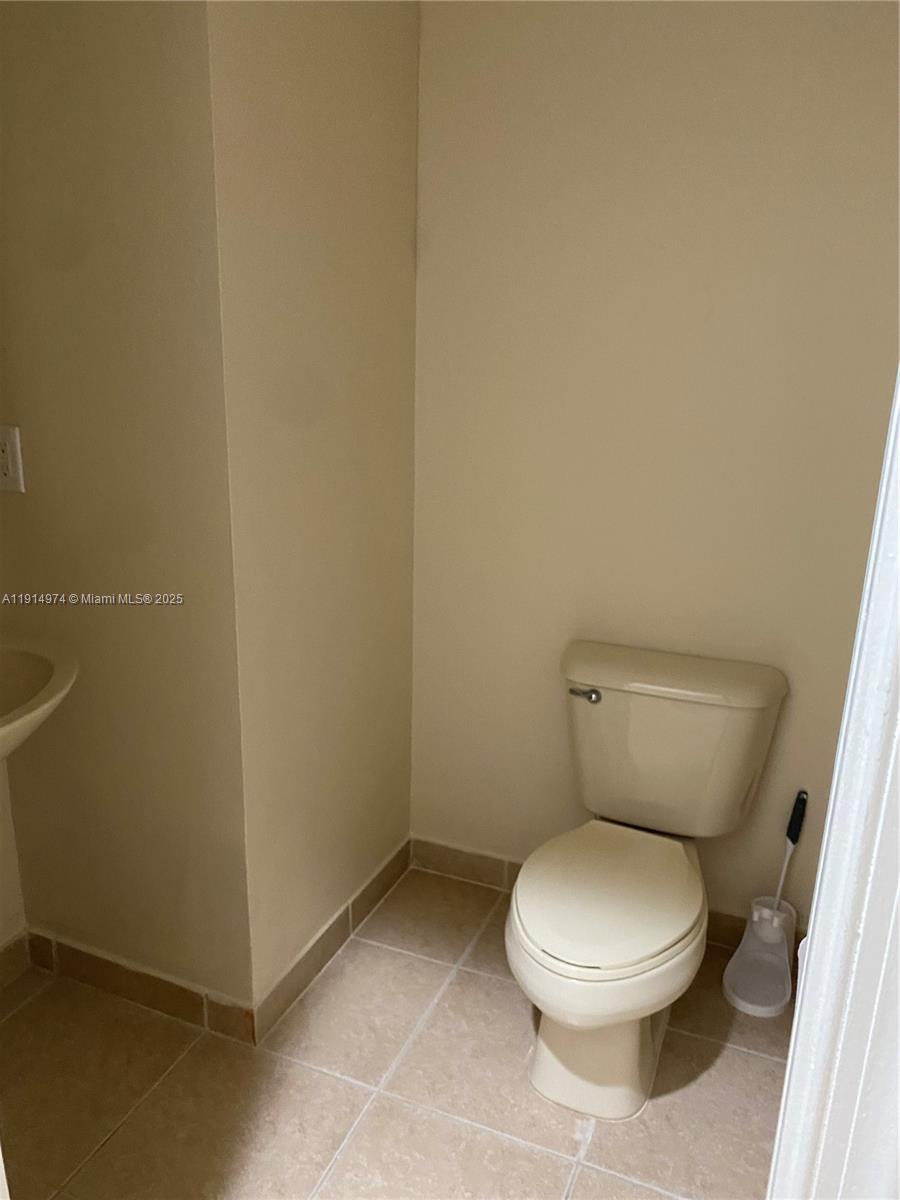 Property photo # 9