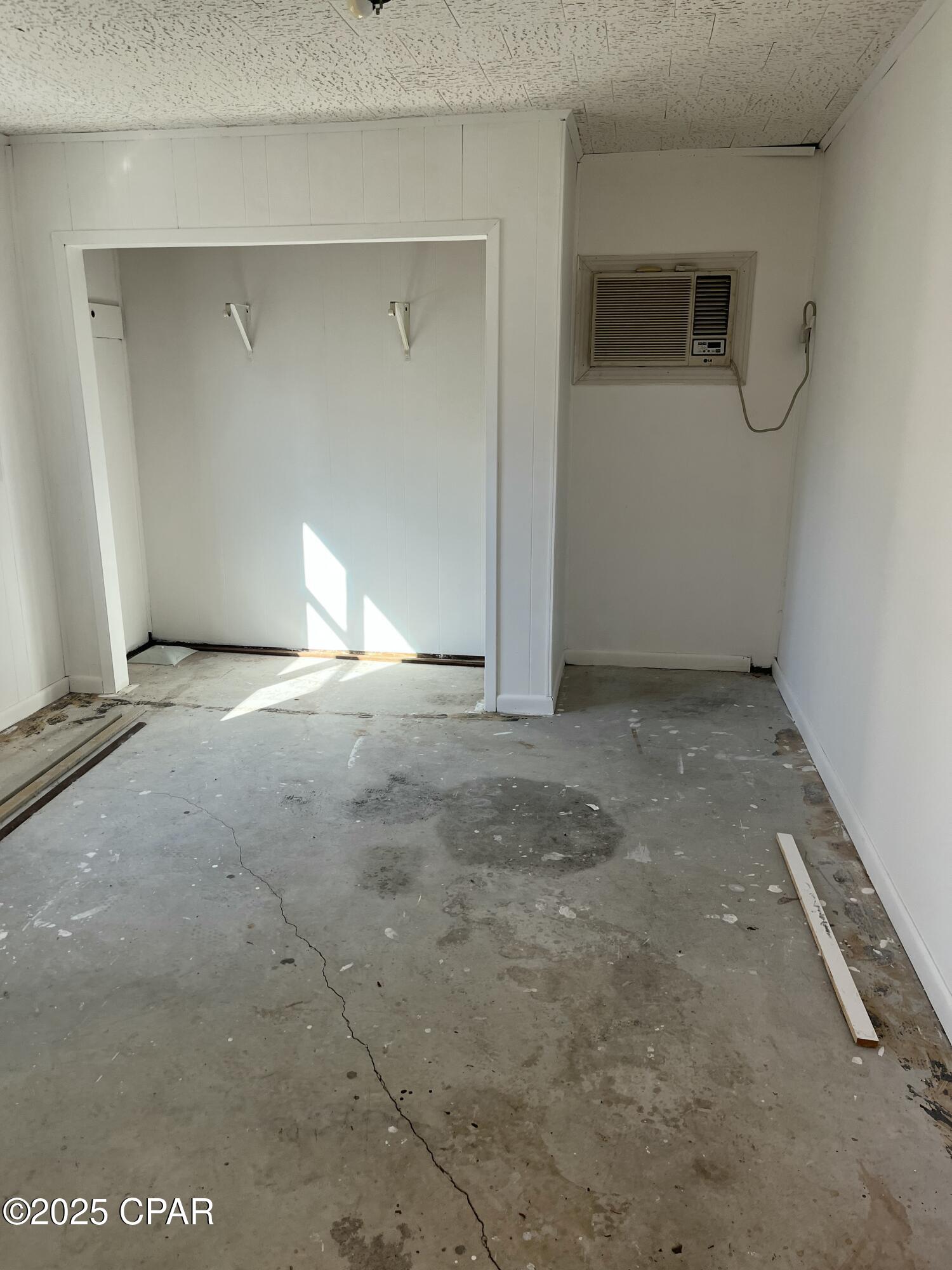 Image 13 For 501 Camelia St Street