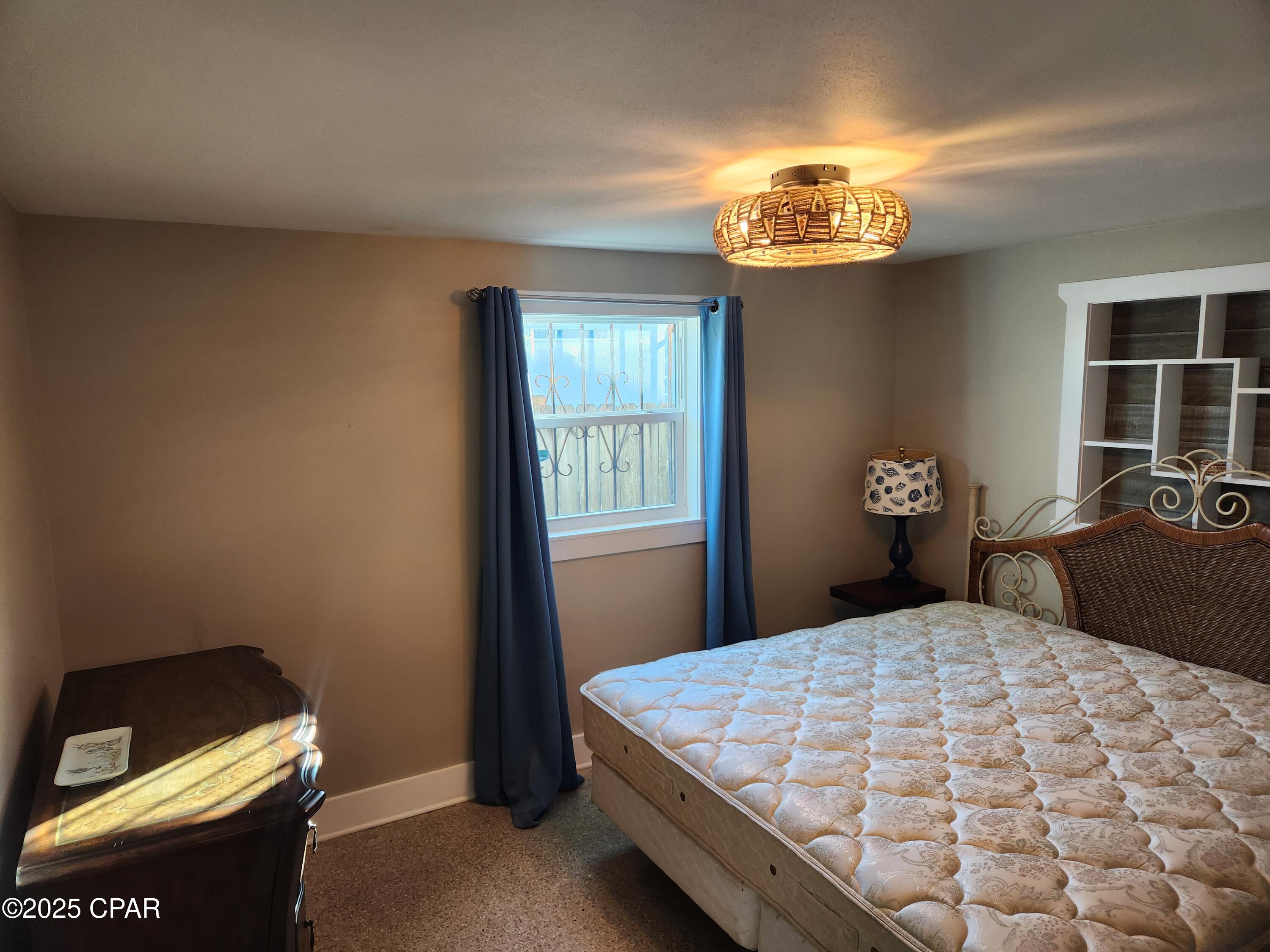 Image 9 For 501 Camelia St Street