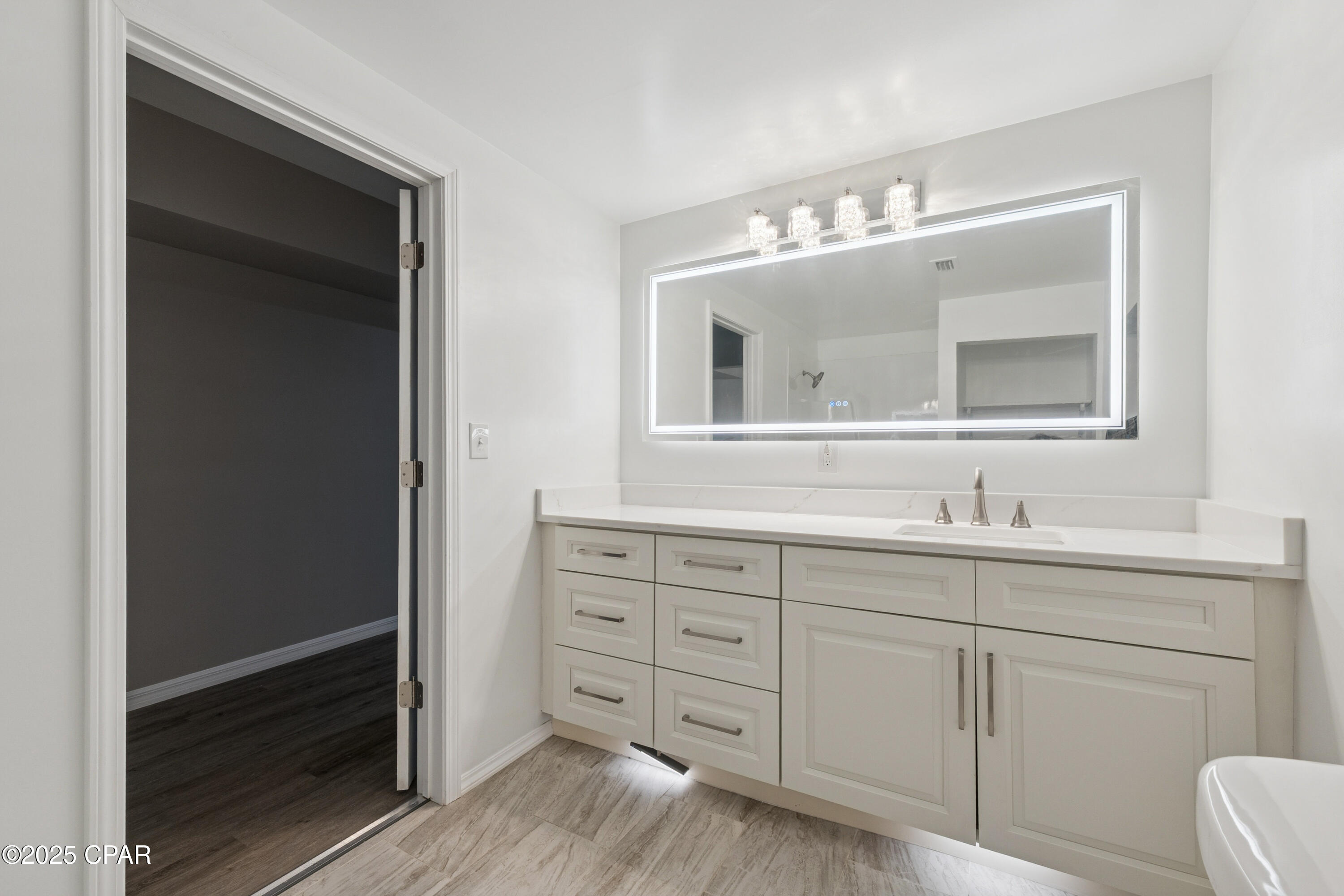 Image 11 For 2672 Laurel Drive