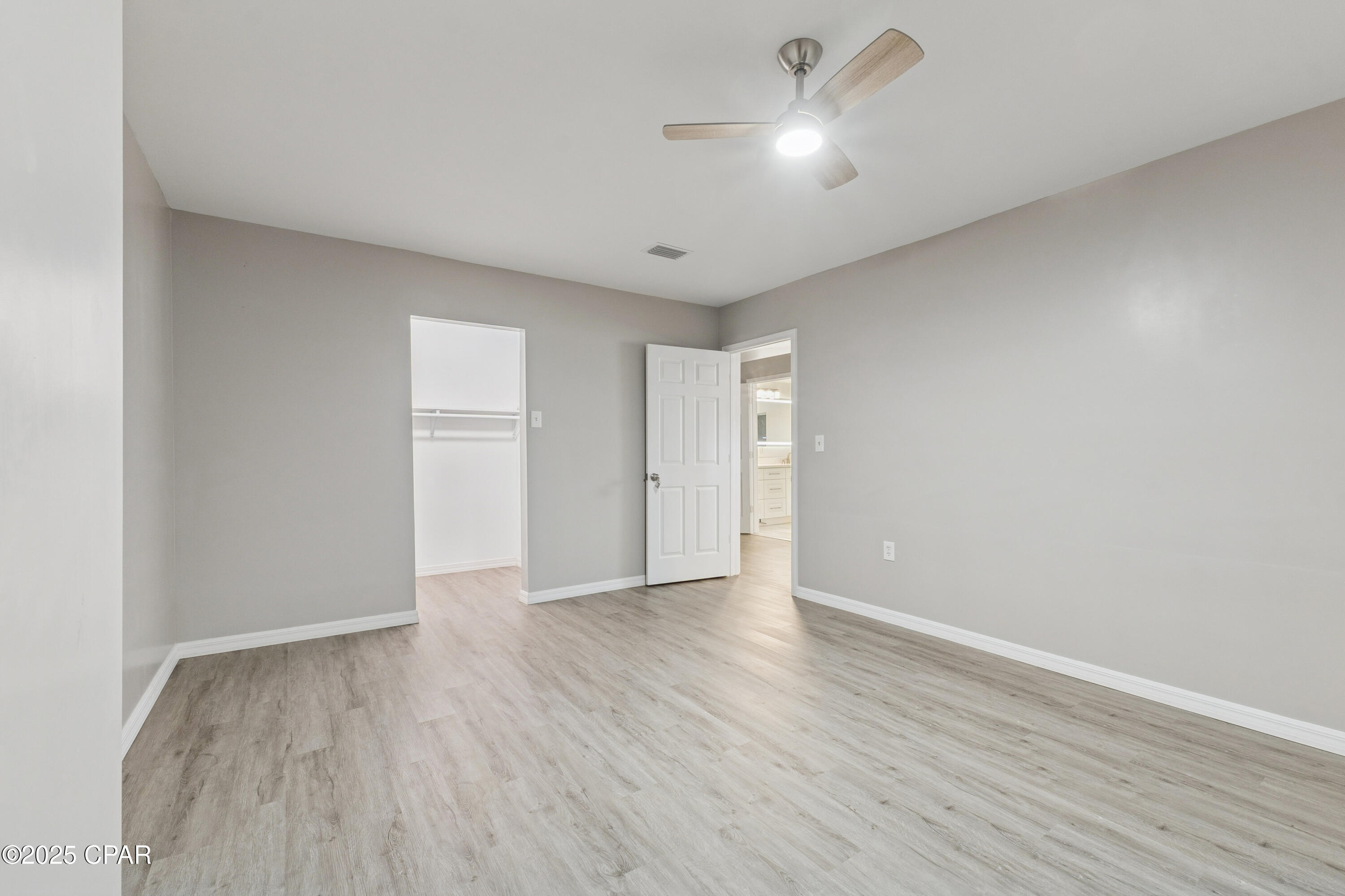 Image 18 For 2672 Laurel Drive