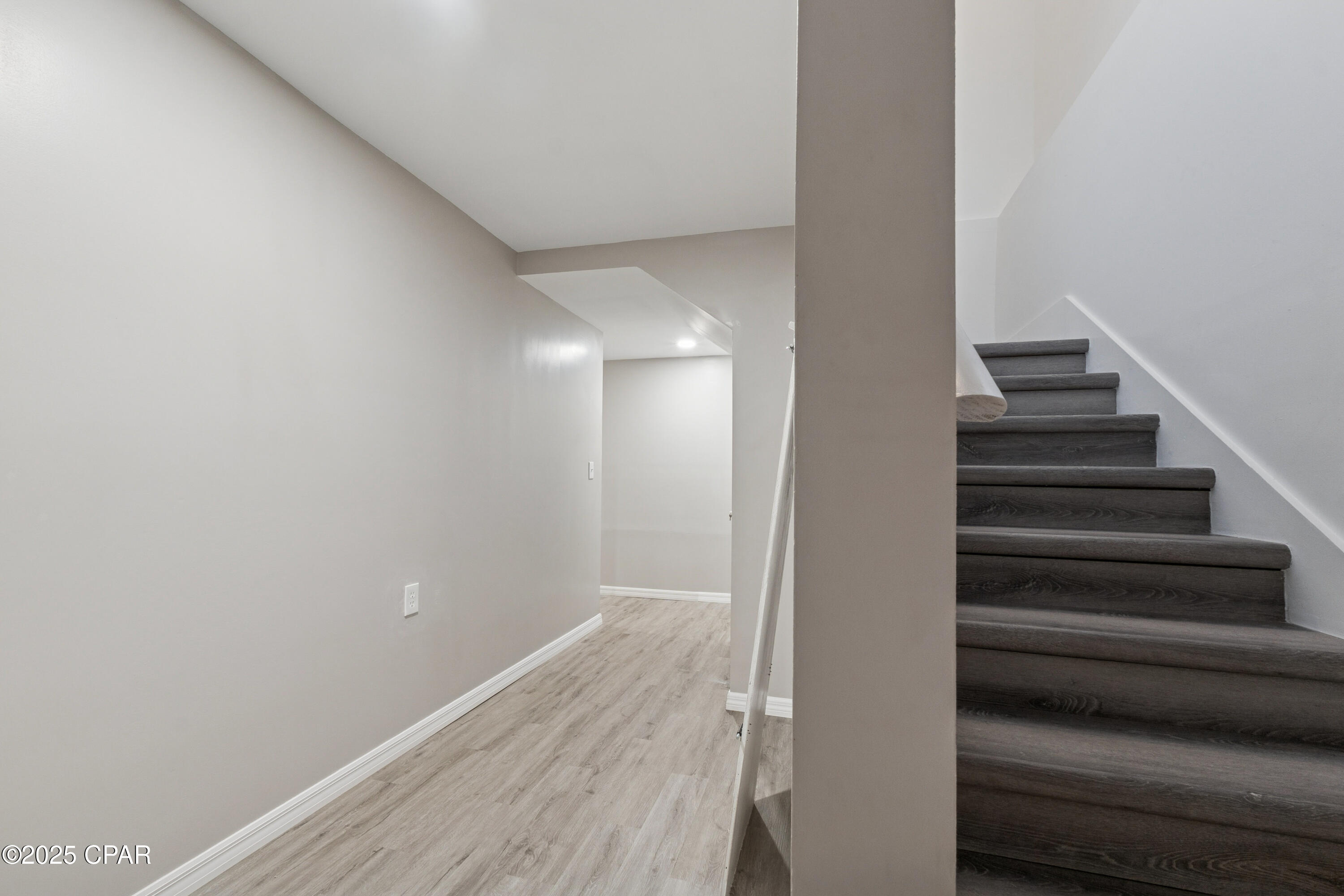 Image 22 For 2672 Laurel Drive