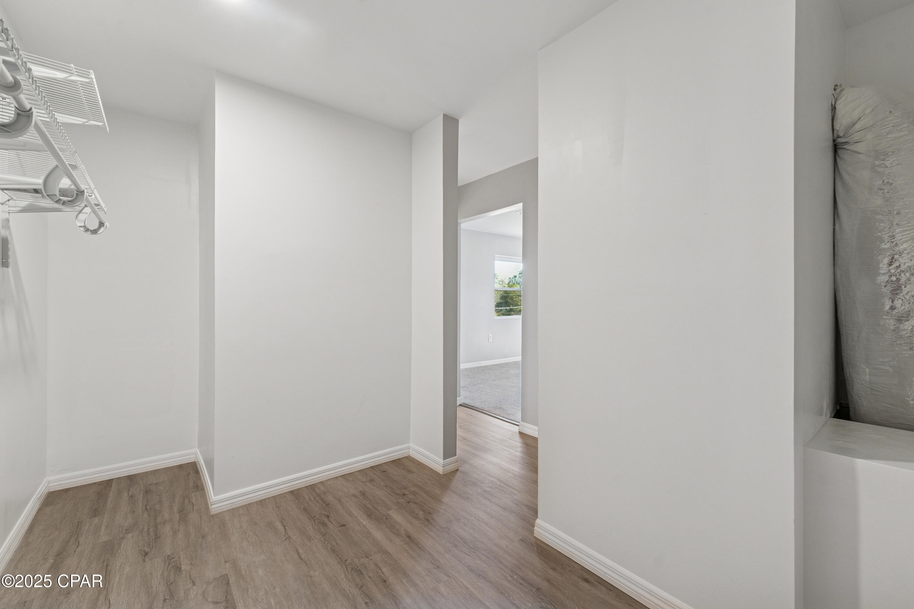 Image 24 For 2672 Laurel Drive