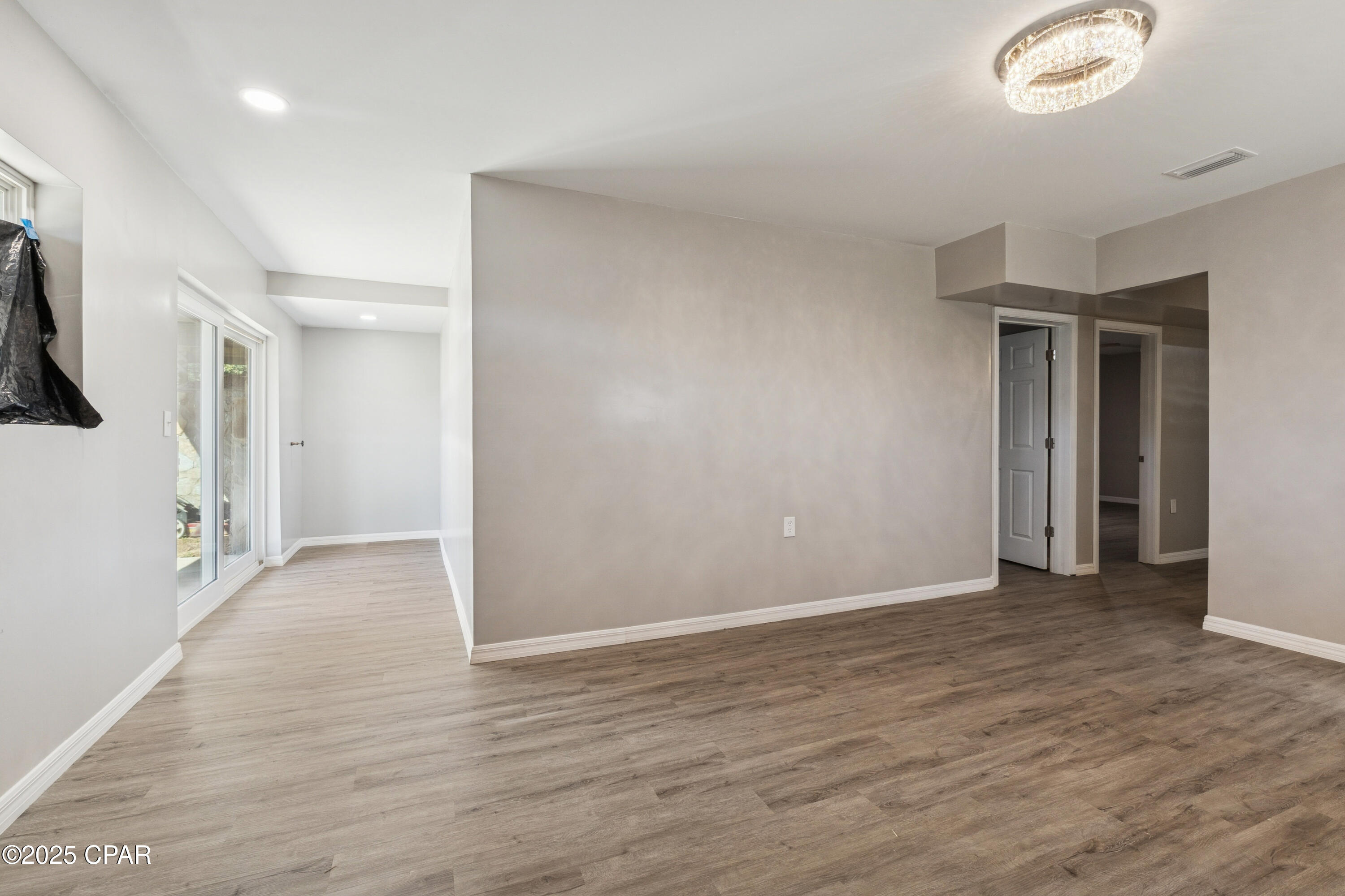 Image 27 For 2672 Laurel Drive