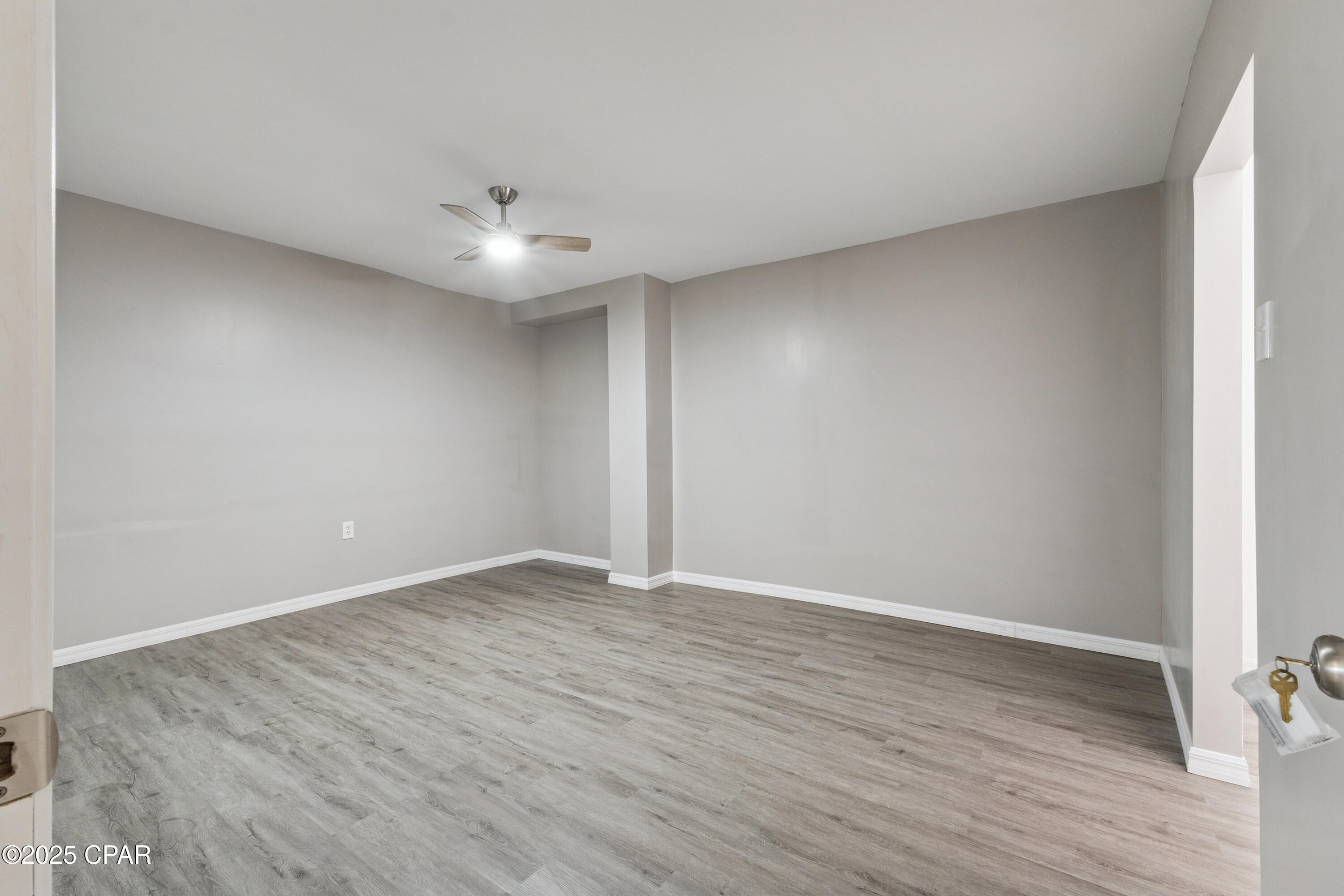 Image 28 For 2672 Laurel Drive