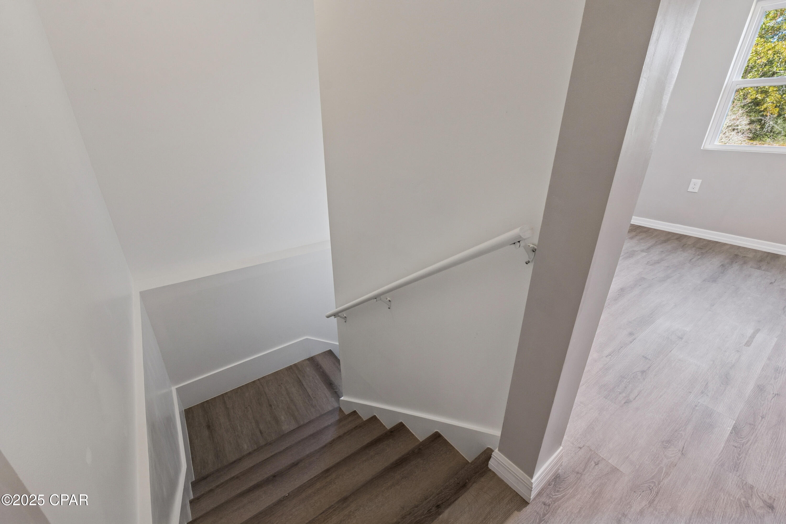 Image 32 For 2672 Laurel Drive