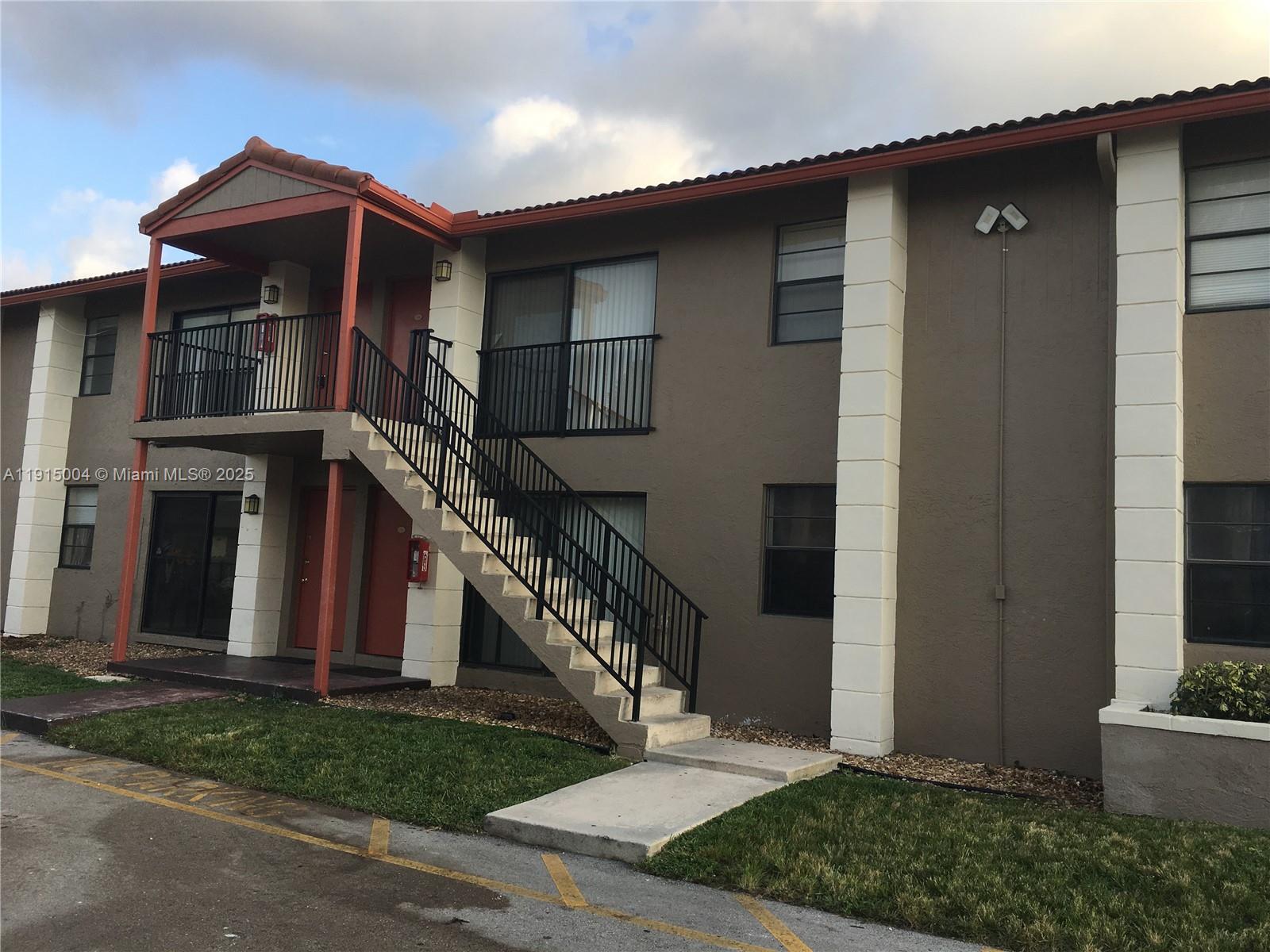 Coral Springs Villas Cond