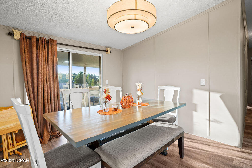 Listing photo id 14 for 1310 Highway 177a