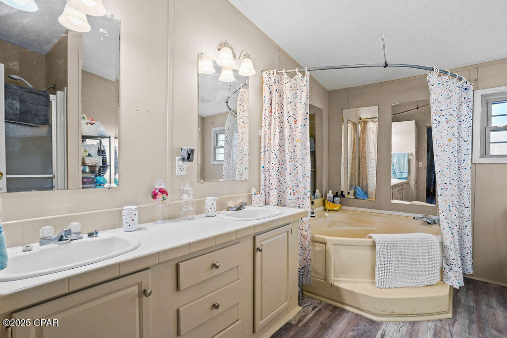 Listing photo id 20 for 1310 Highway 177a