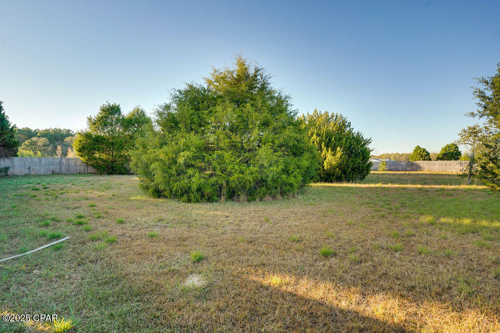 Listing photo id 32 for 1310 Highway 177a