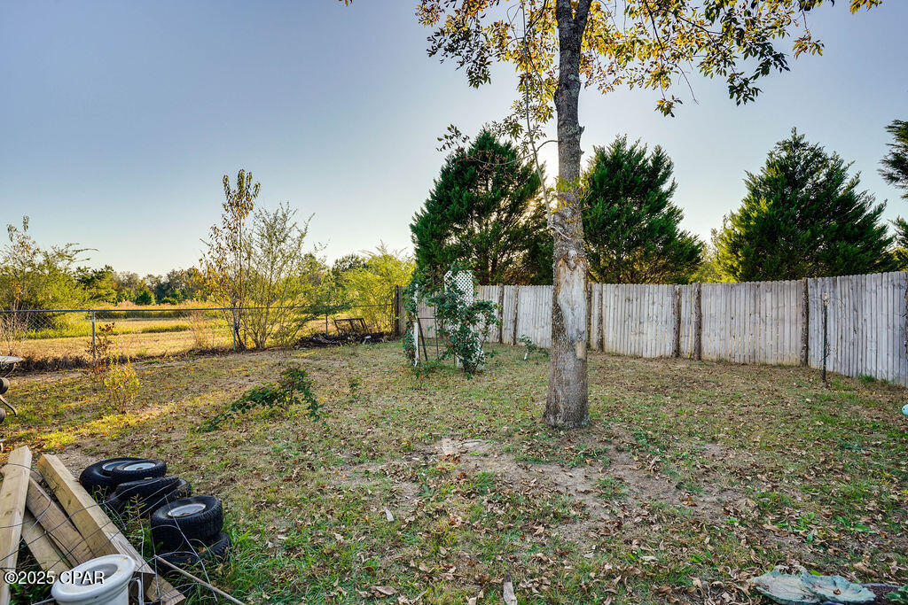 Listing photo id 36 for 1310 Highway 177a