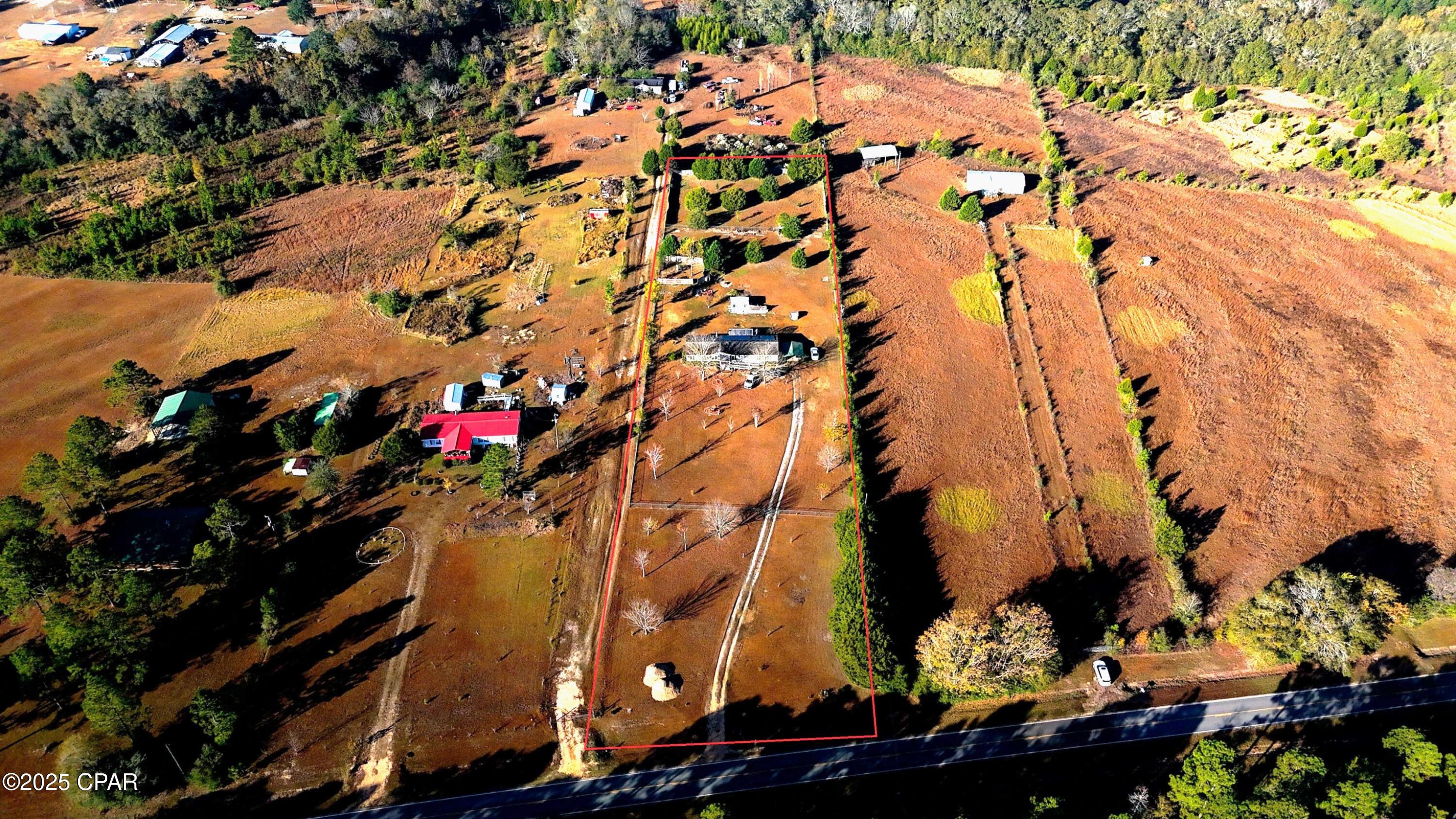 Listing photo id 4 for 1310 Highway 177a