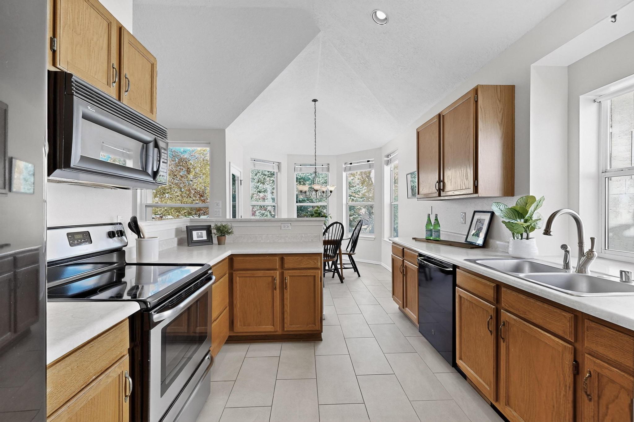 6401 ELK HORN DRIVE NE, ALBUQUERQUE, NM 87111  Photo 10