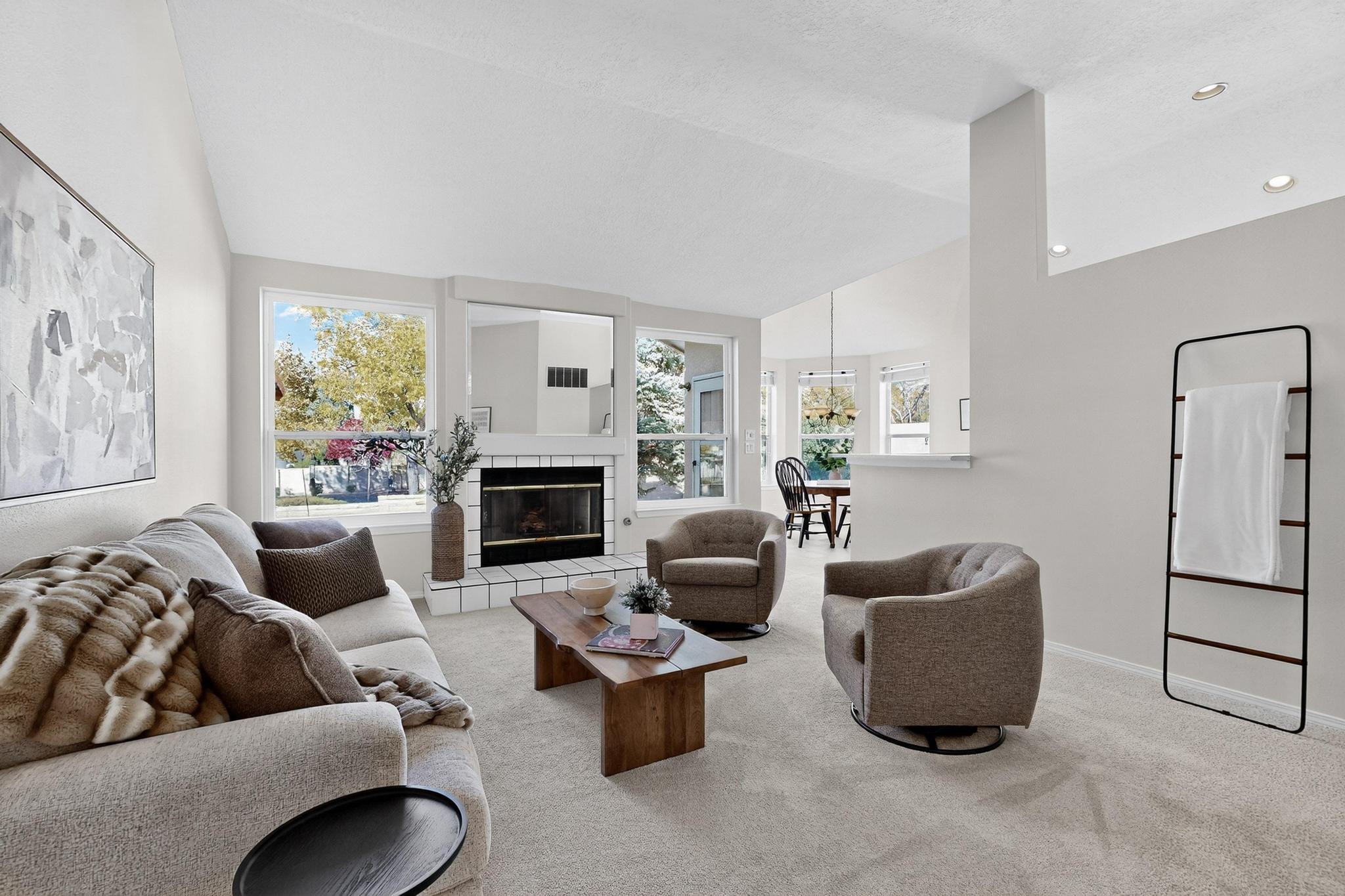 6401 ELK HORN DRIVE NE, ALBUQUERQUE, NM 87111  Photo 6