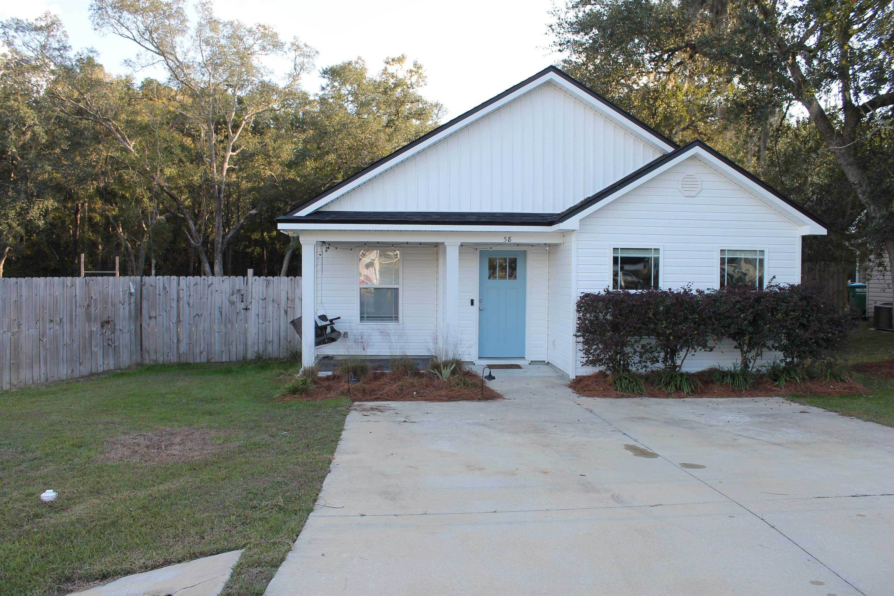 58  John Mills Circle , Sopchoppy, FL, 