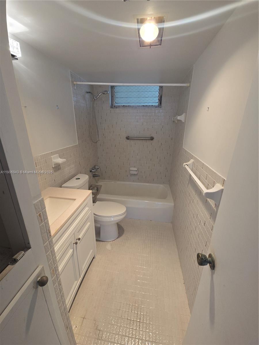 Point East Sec III Condo