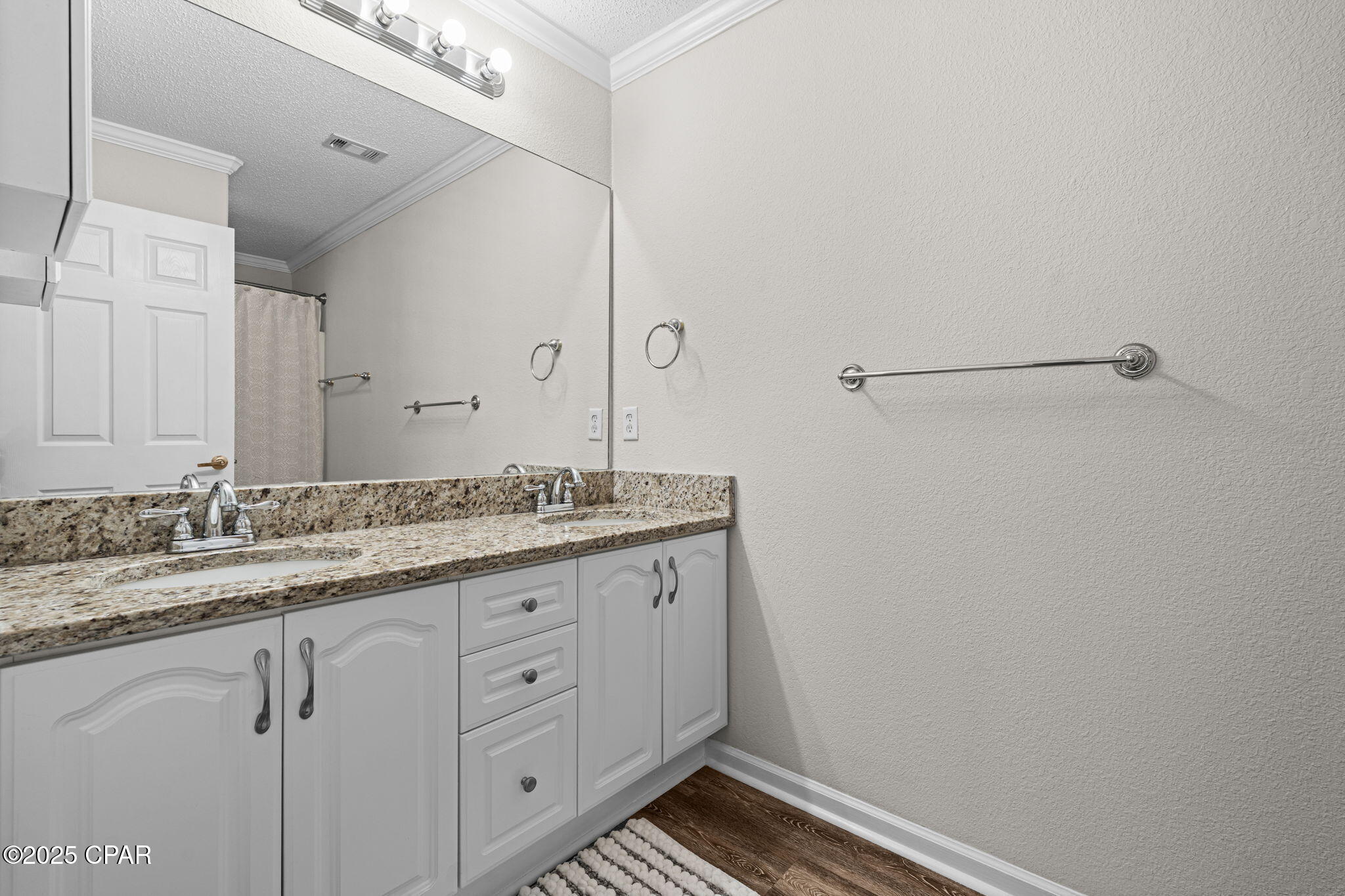 Image 19 For 7333 Claudia's Way