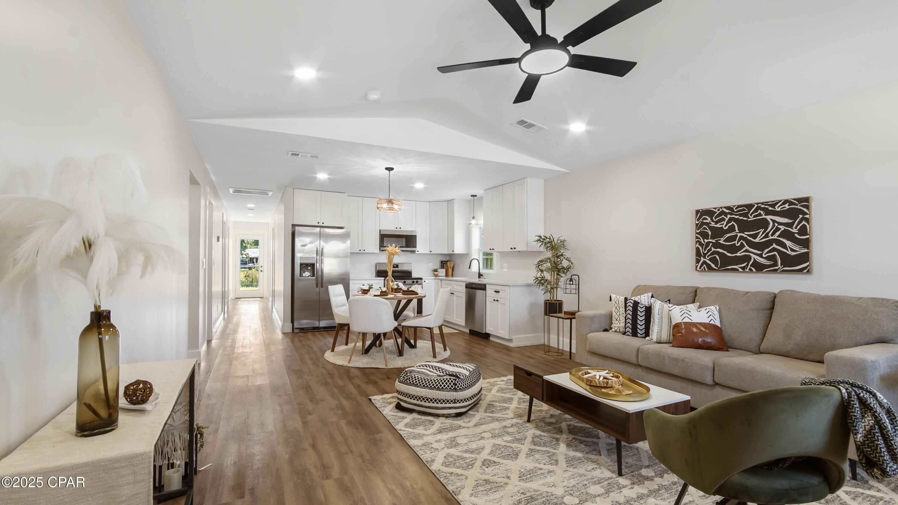 Image 3 For 2402 16th Court