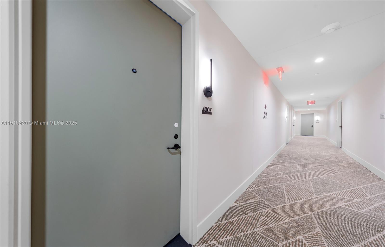 Condo for Sale in Miami, FL