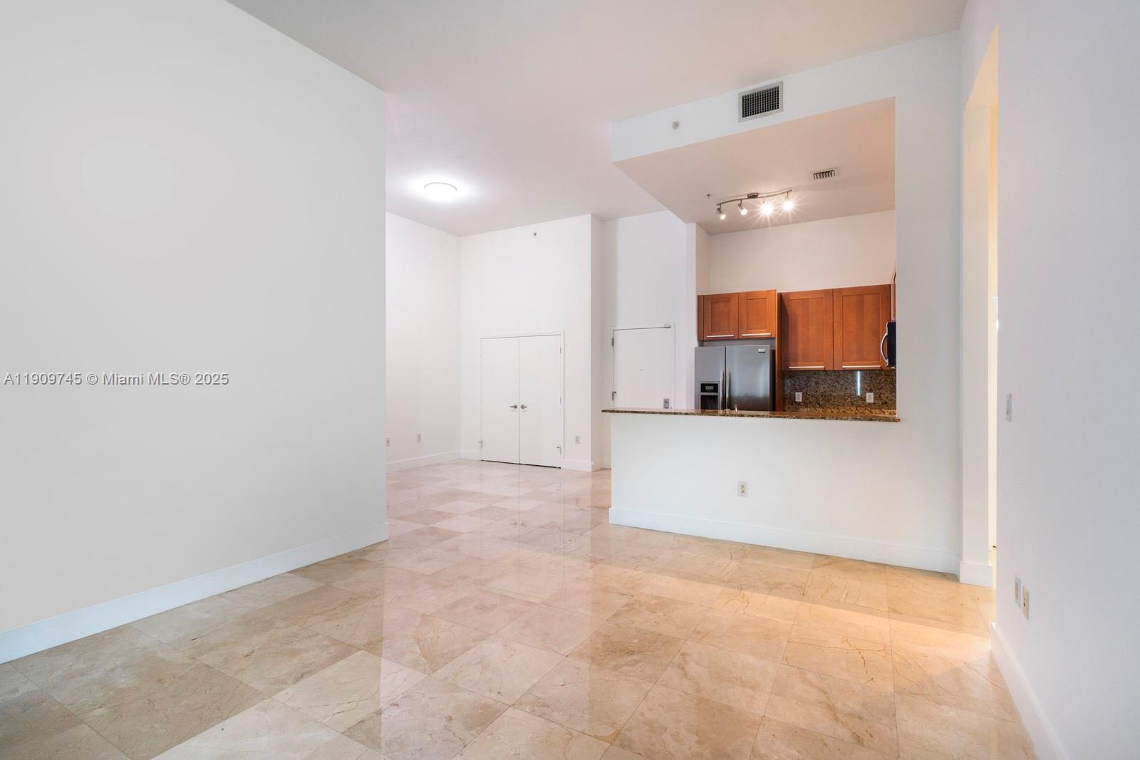 Metropolis I At Dadeland