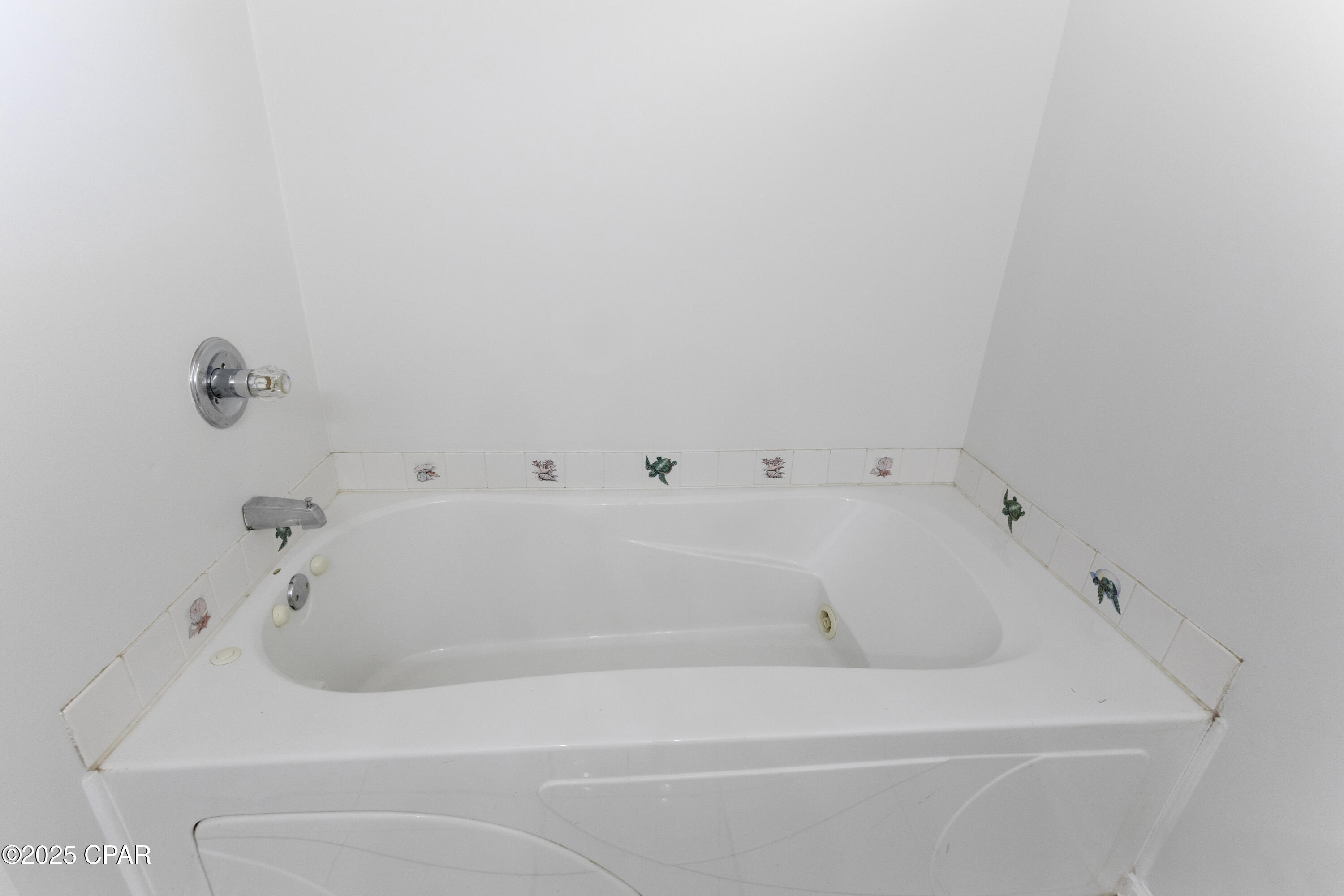 Image 15 For 6404 Pine Drive