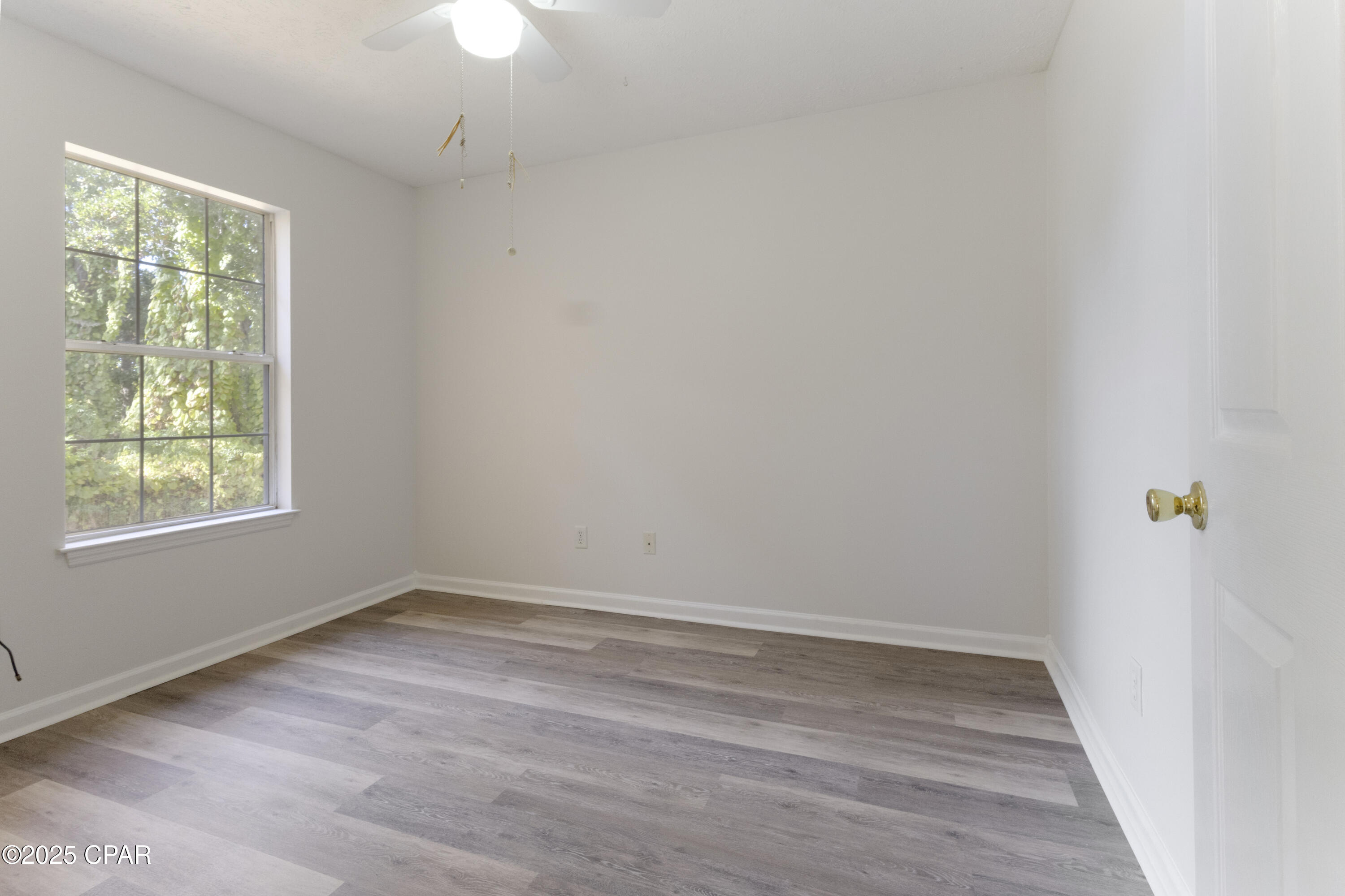 Image 17 For 6404 Pine Drive