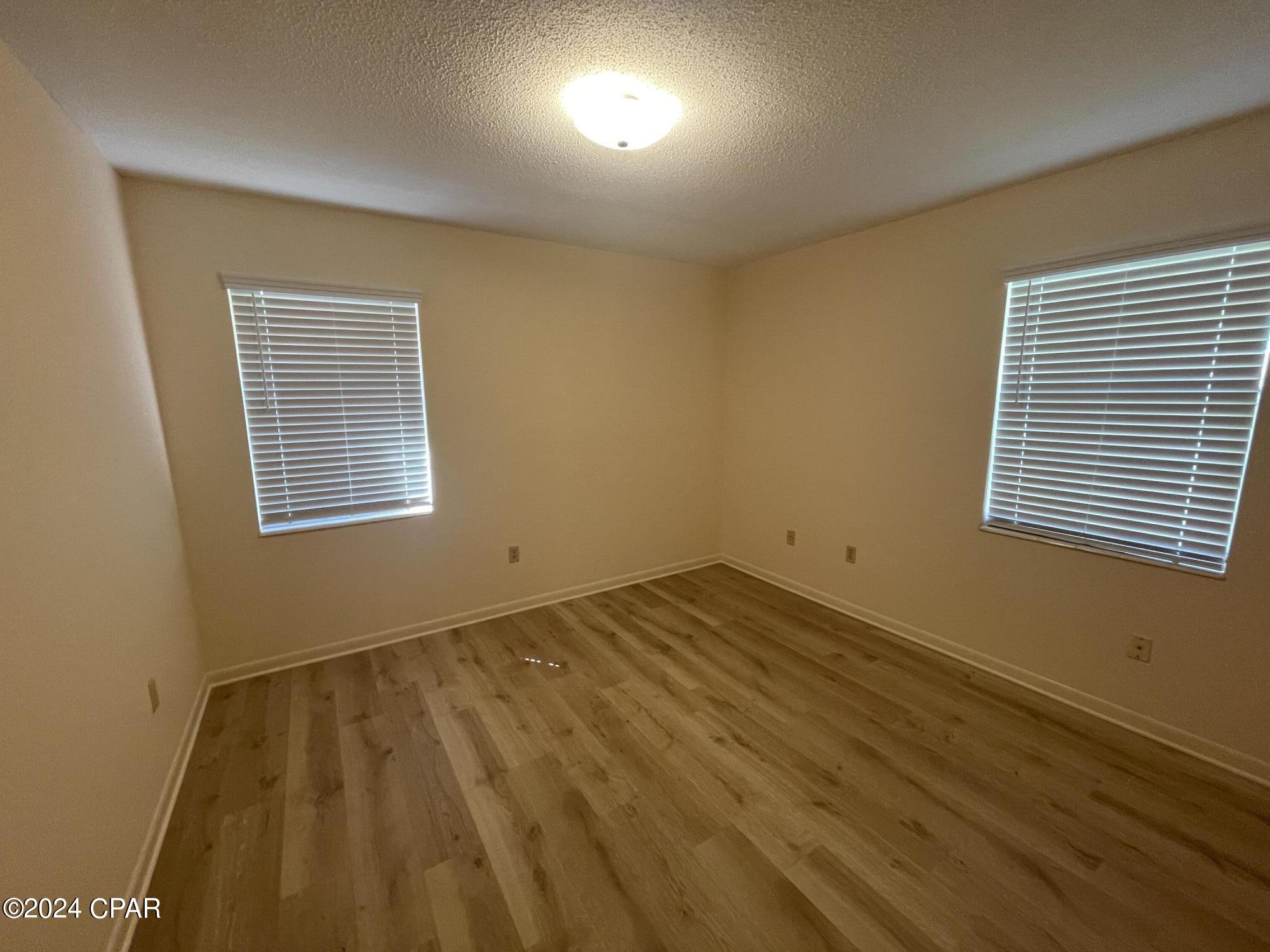 Image 5 For 5605 Hilltop Avenue B