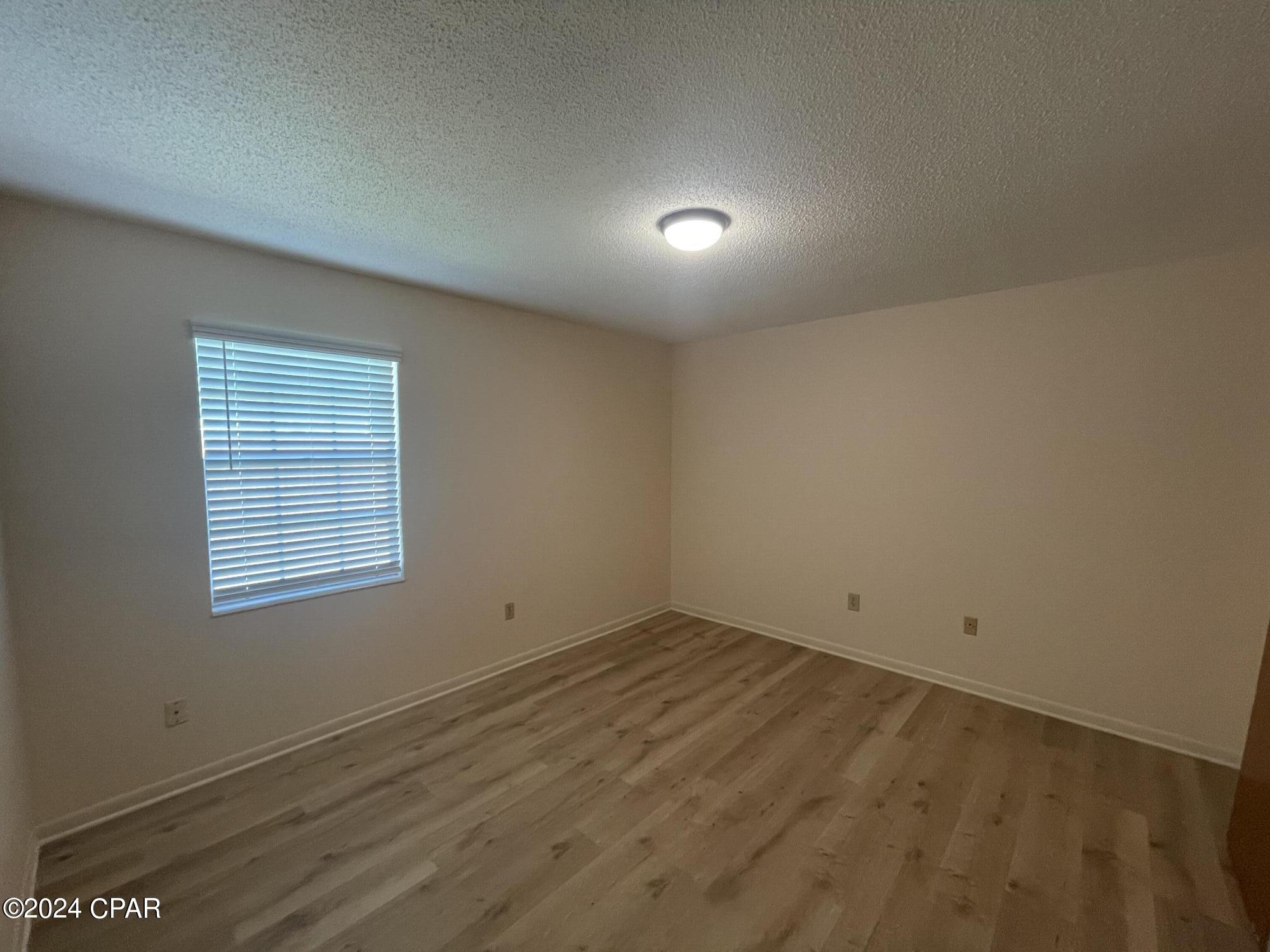 Image 6 For 5605 Hilltop Avenue B