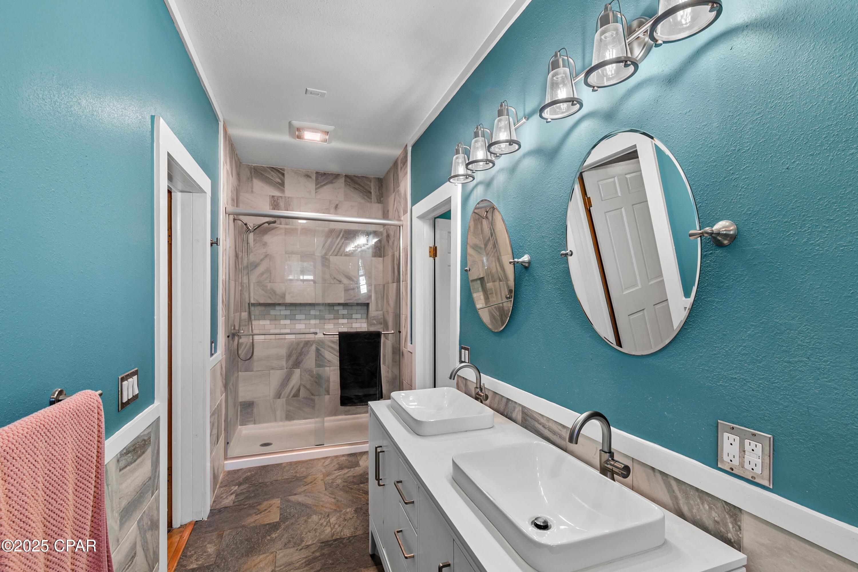 Image 46 For 1060 8th Avenue