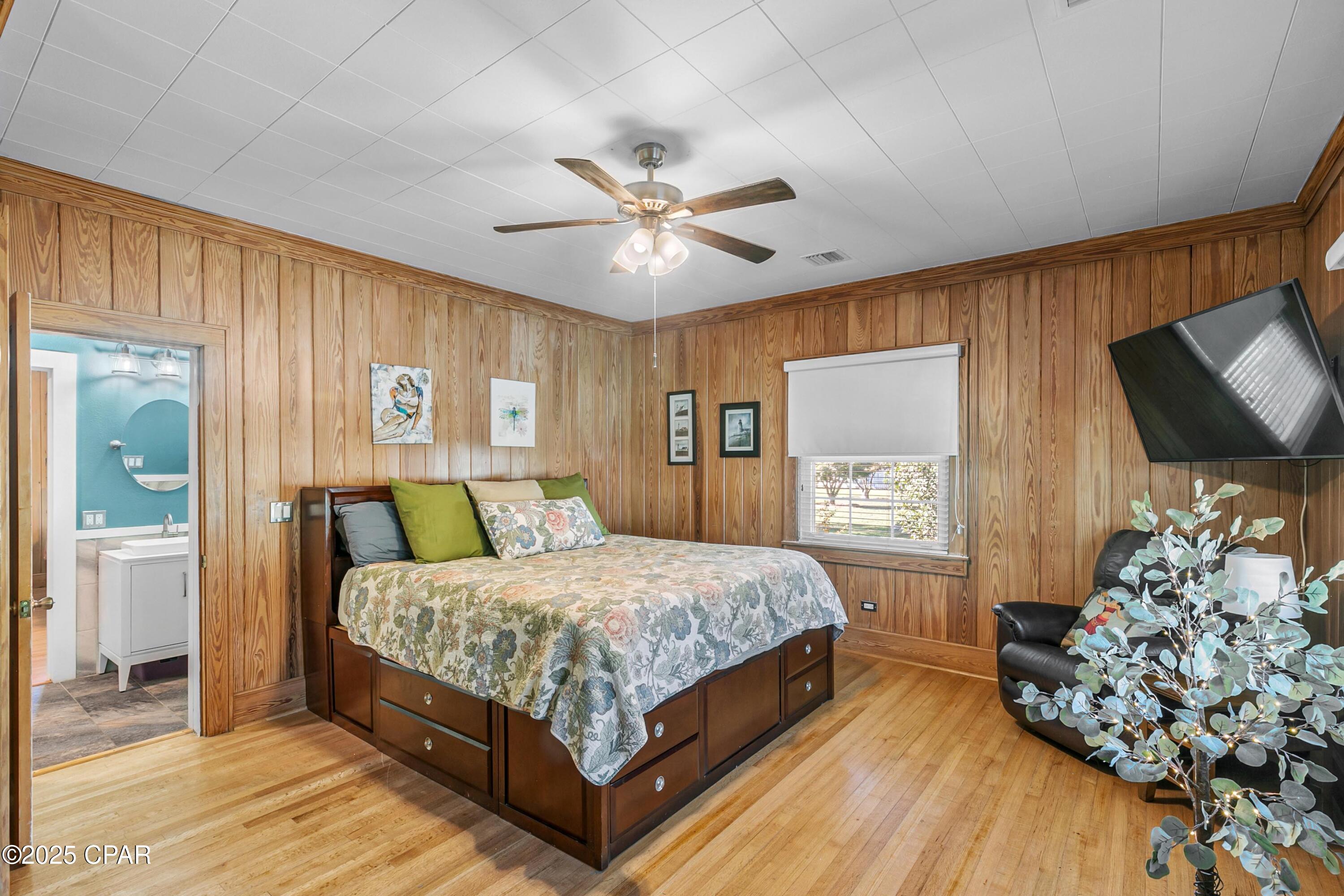 Image 50 For 1060 8th Avenue