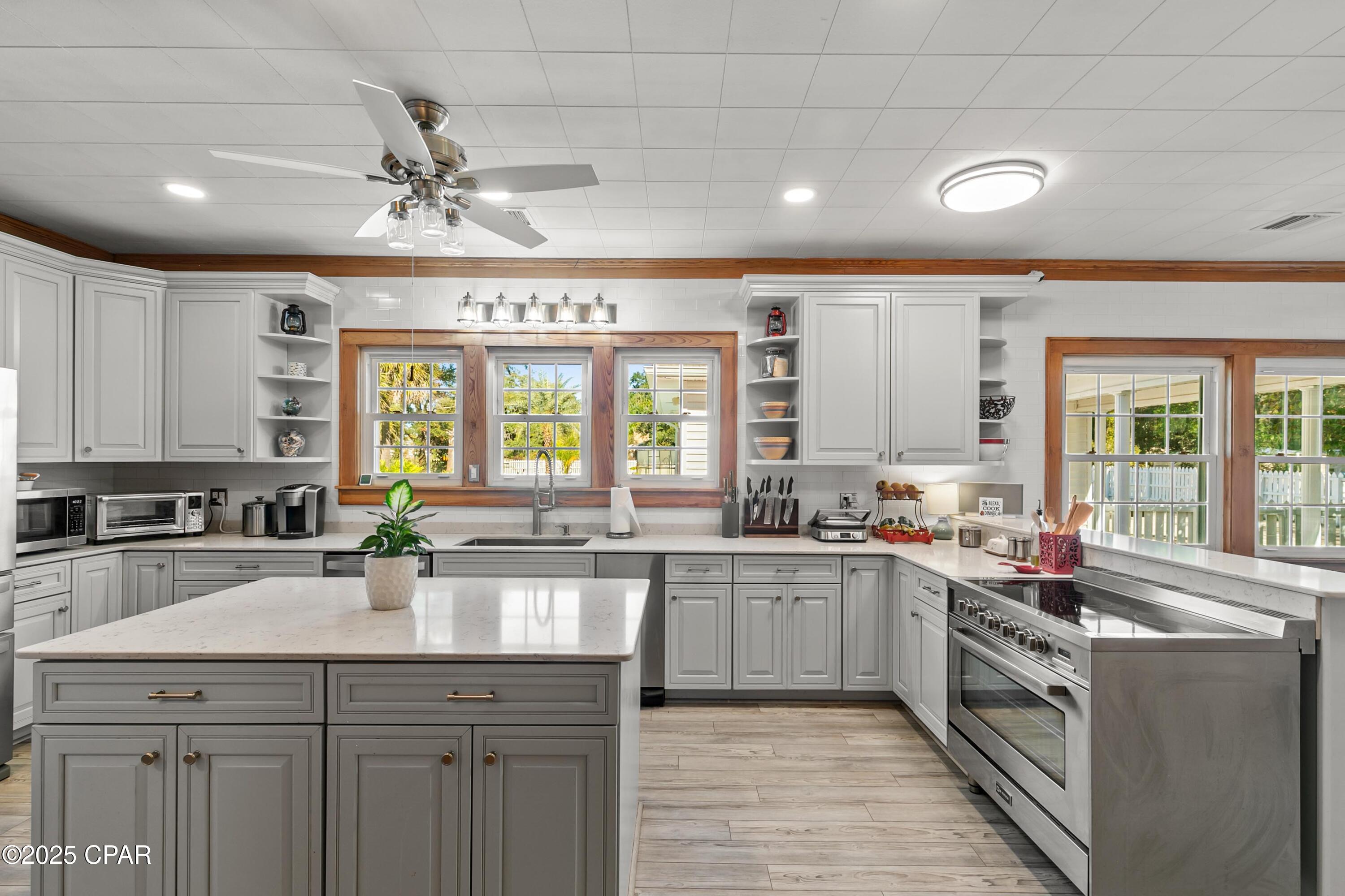 Image 57 For 1060 8th Avenue