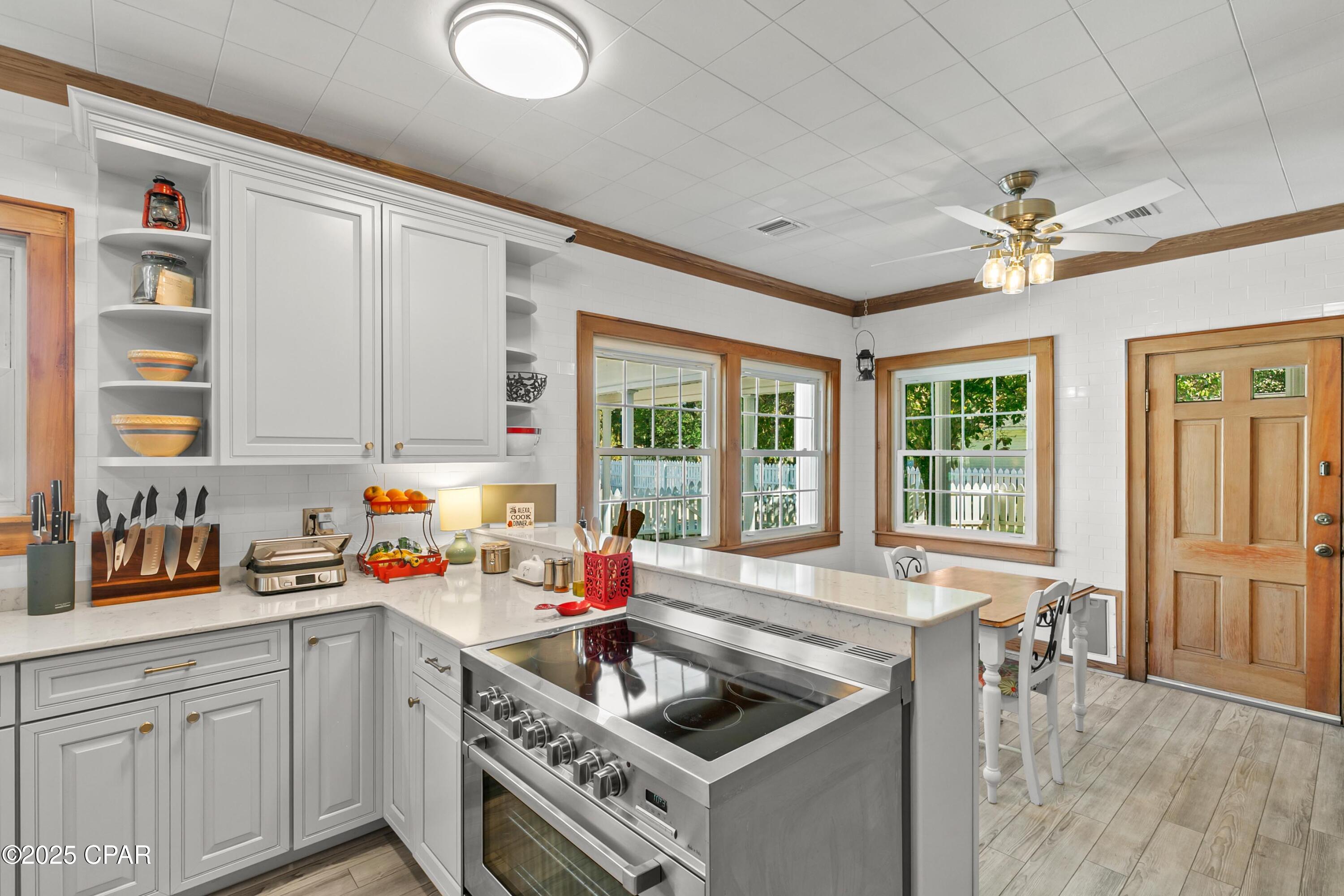 Image 60 For 1060 8th Avenue