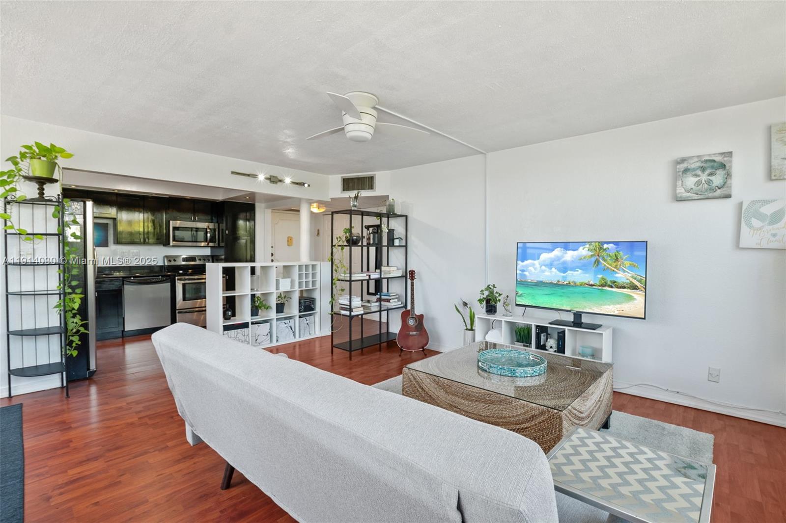 Watergate Condominium No