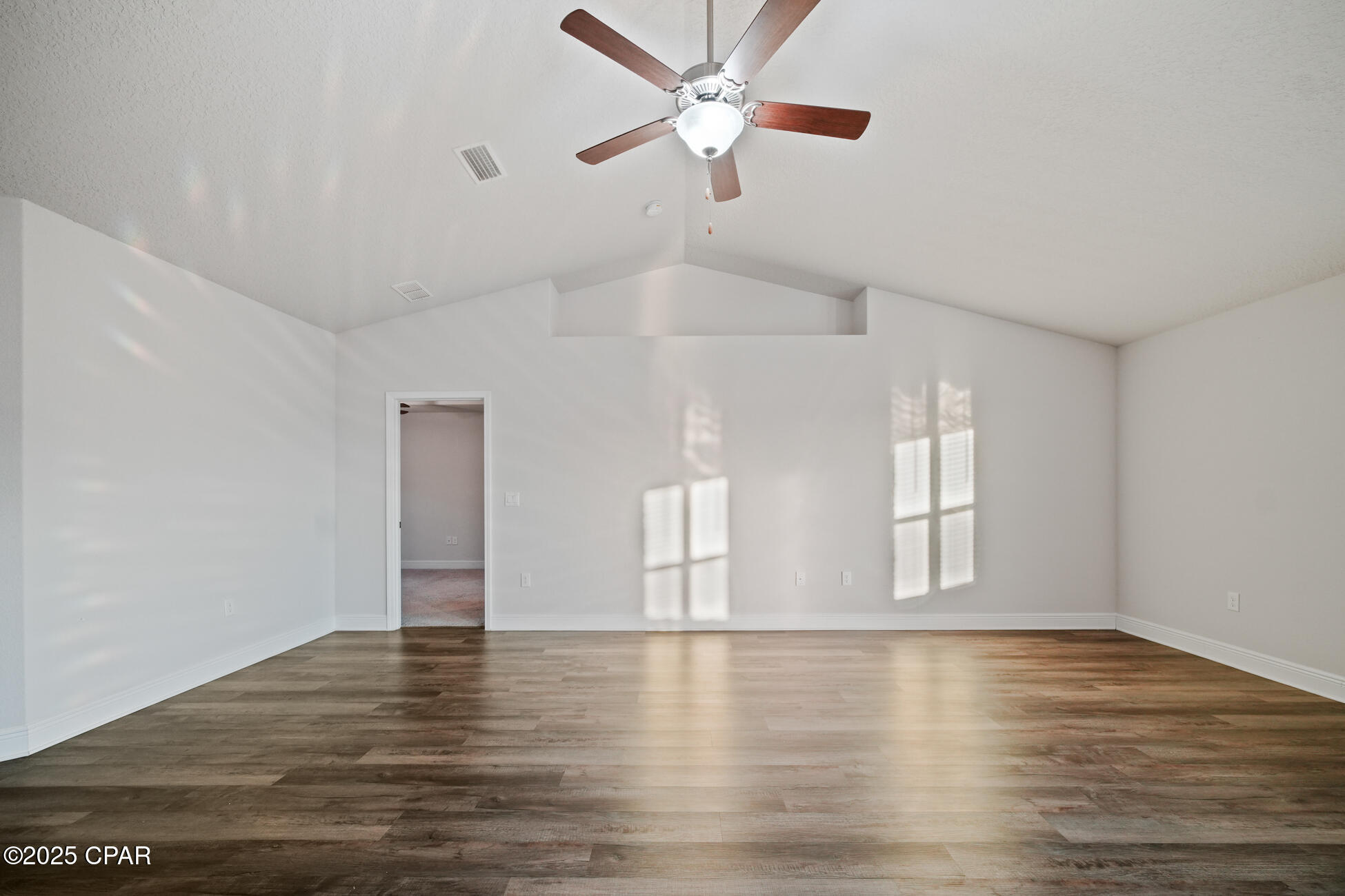 Image 11 For 2011 Broad Street