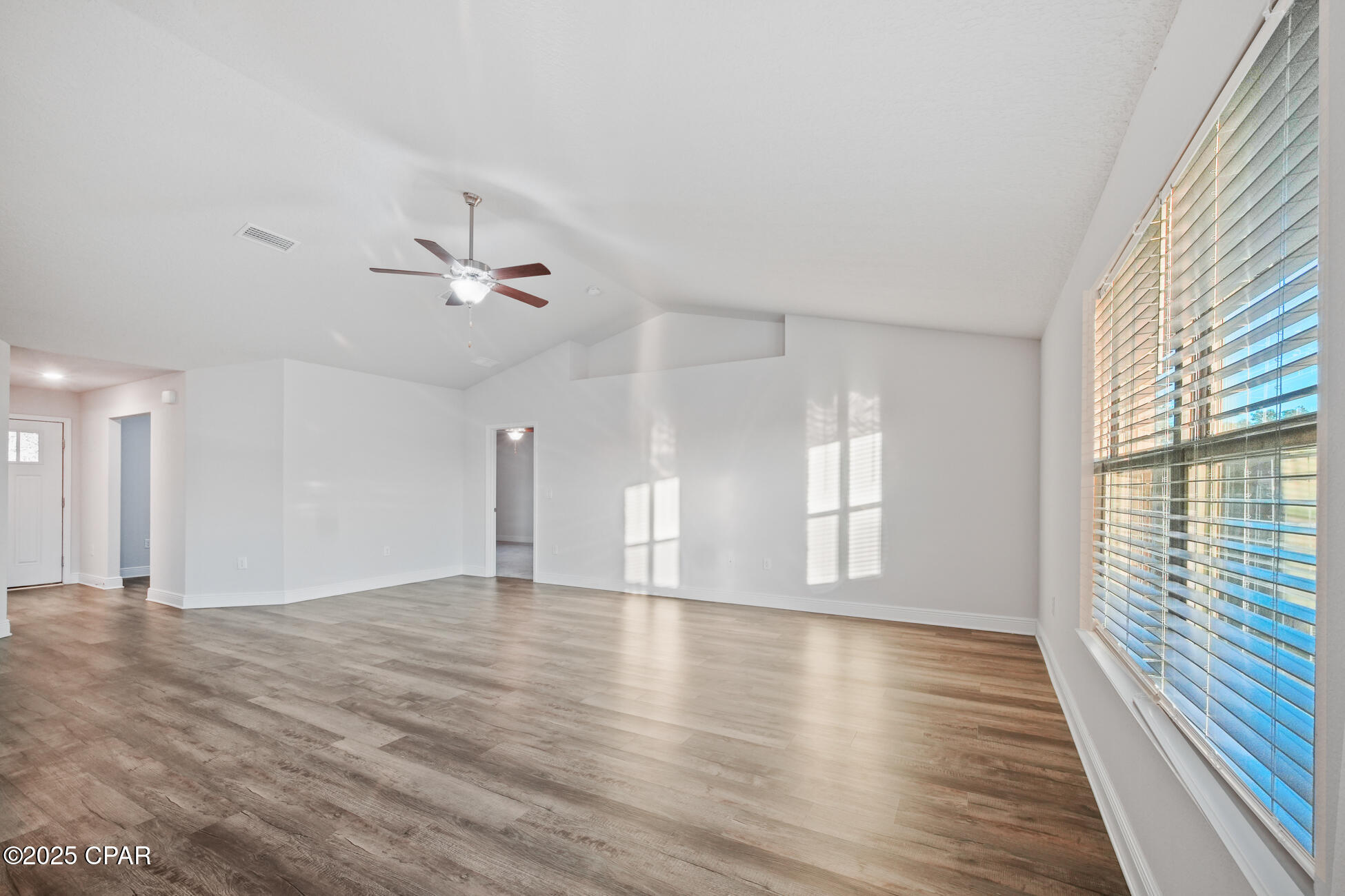 Image 12 For 2011 Broad Street