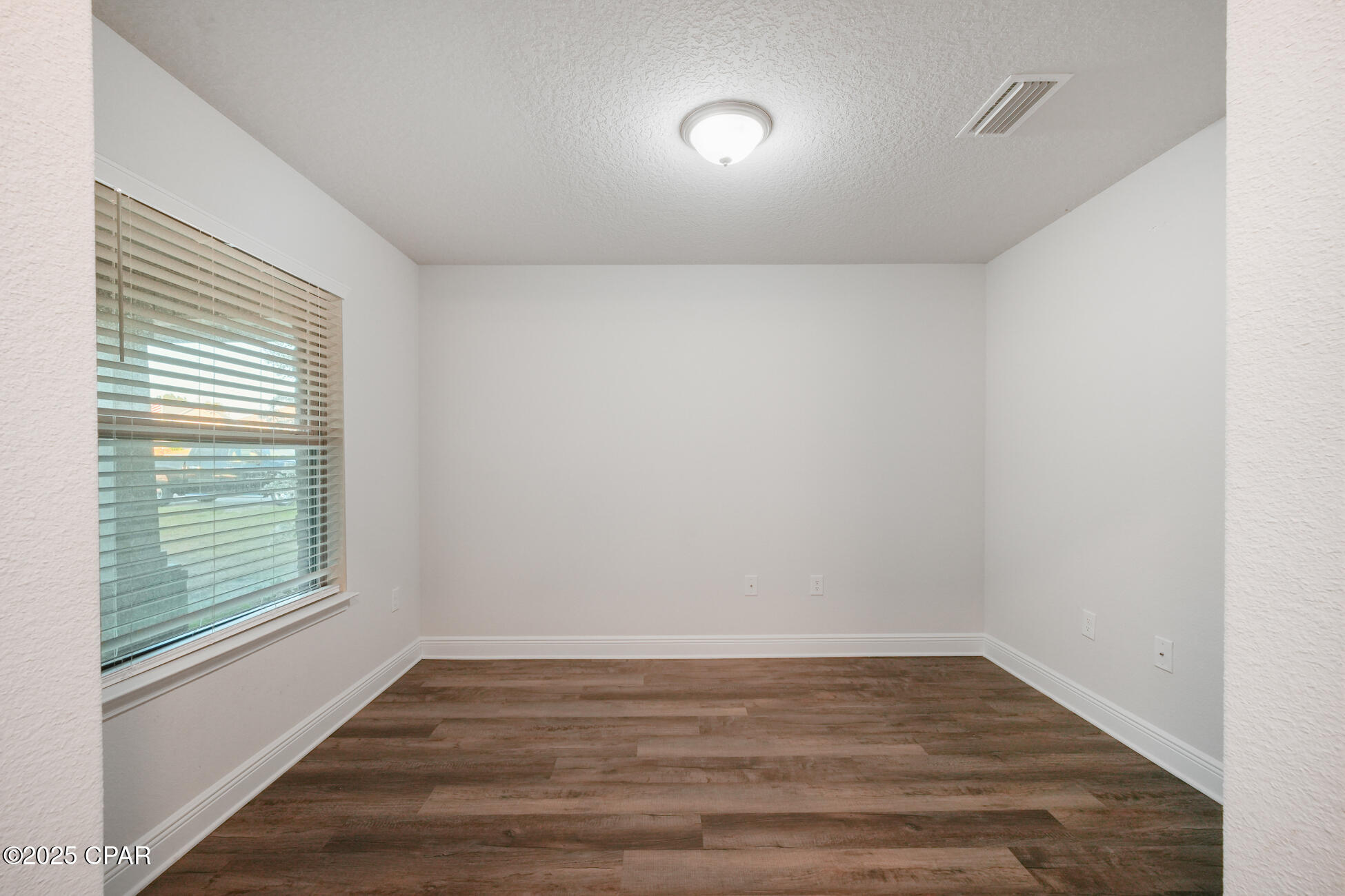 Image 47 For 2011 Broad Street