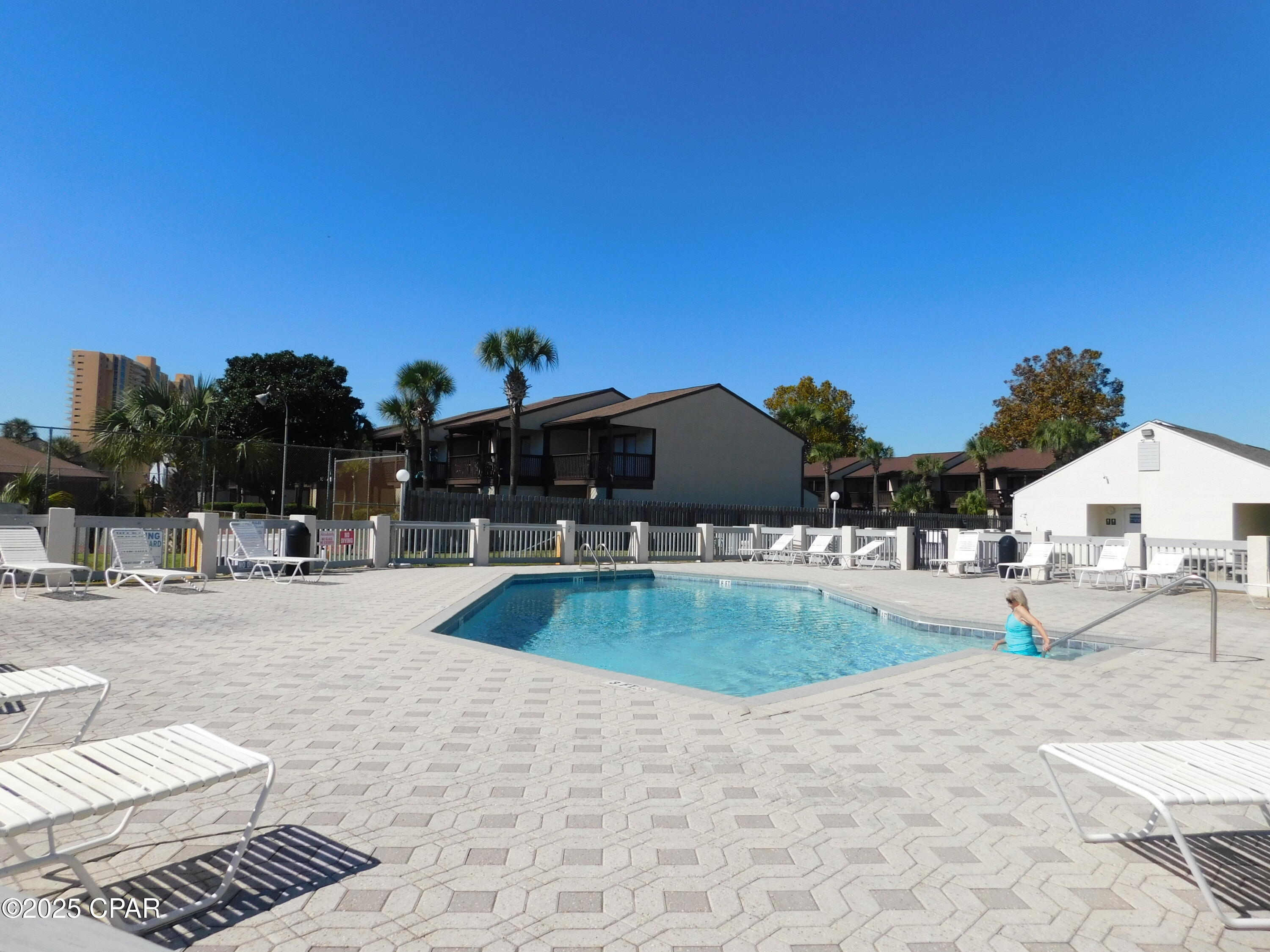 Image 23 For 17614 Front Beach Road 38a