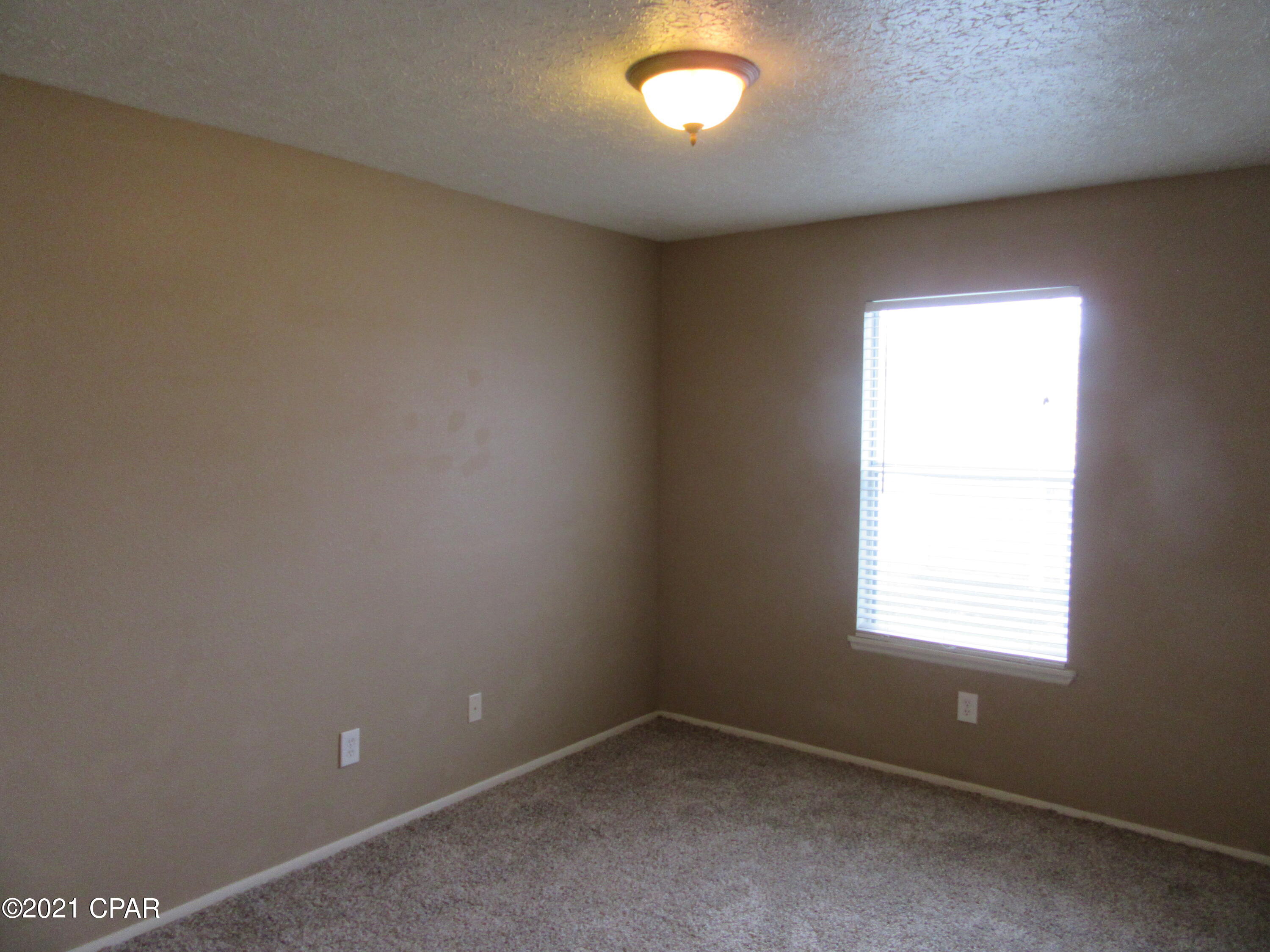 Image 7 For 1104 19th Court E