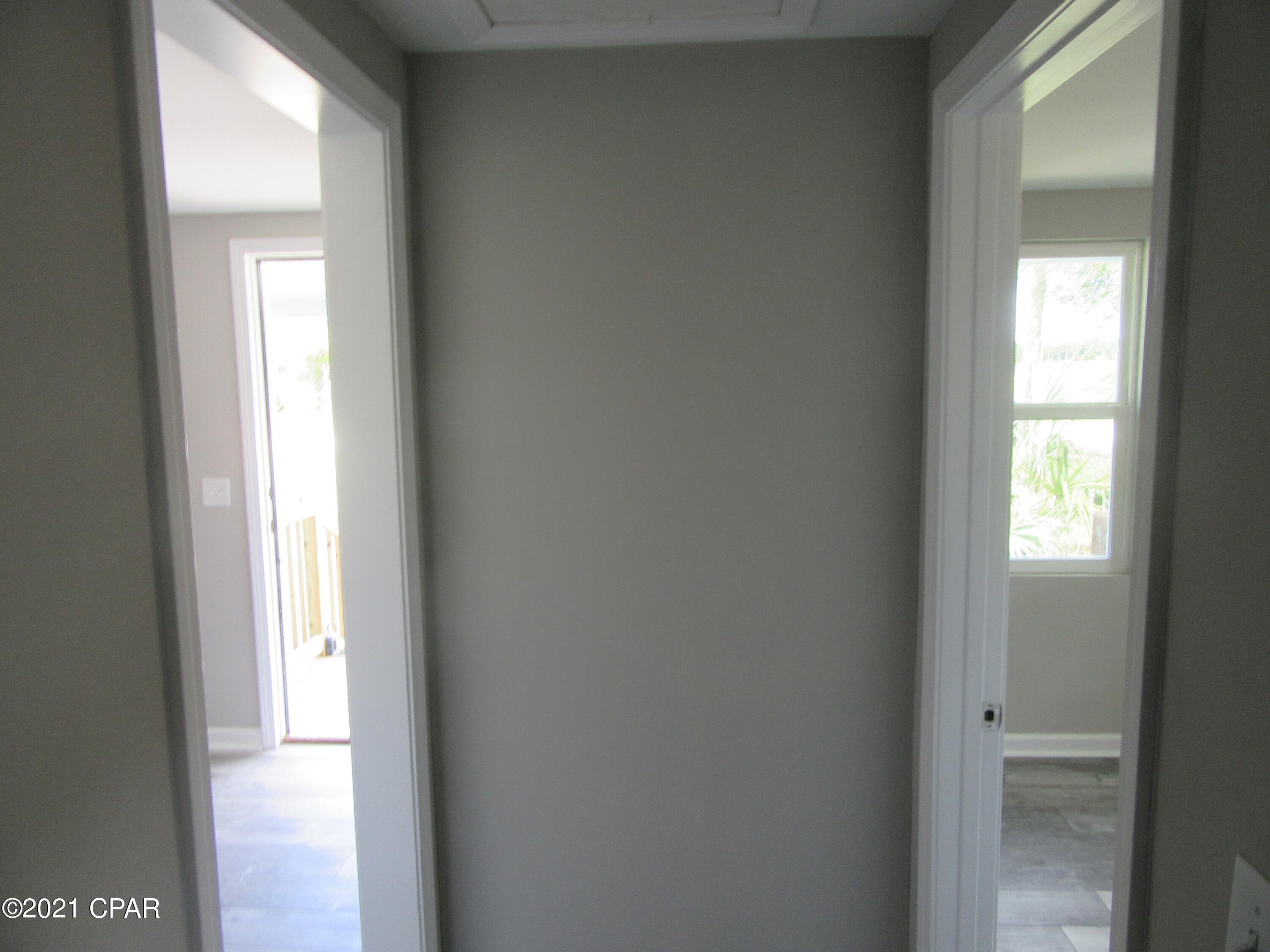 Image 25 For 9823 Clarence Street