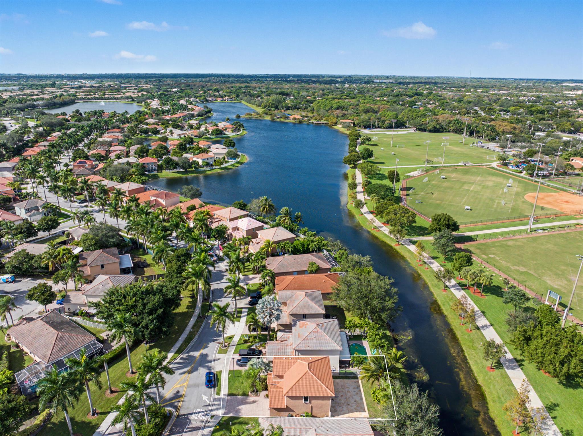 Homes for sale in Coconut Creek, FL | 4015 Banyan Trails Dr, Coconut Creek, FL 33073 | MLS# R11141277