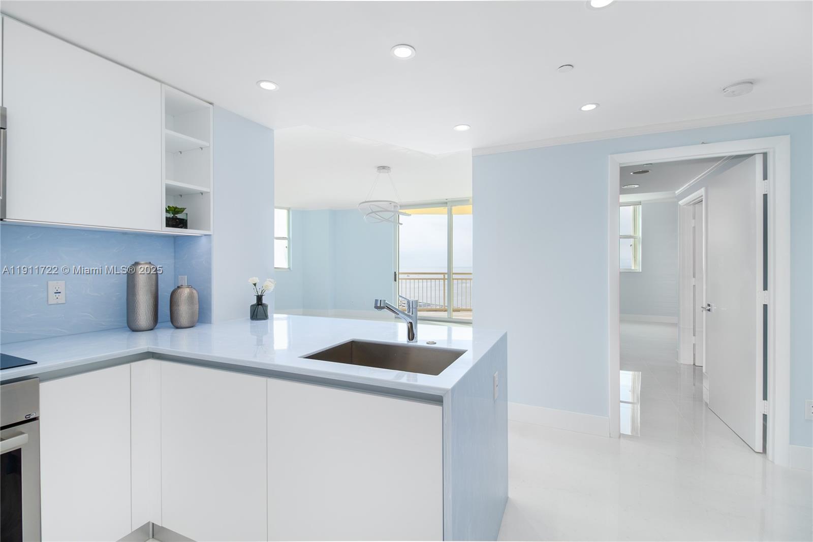 The Metropolitan Condo