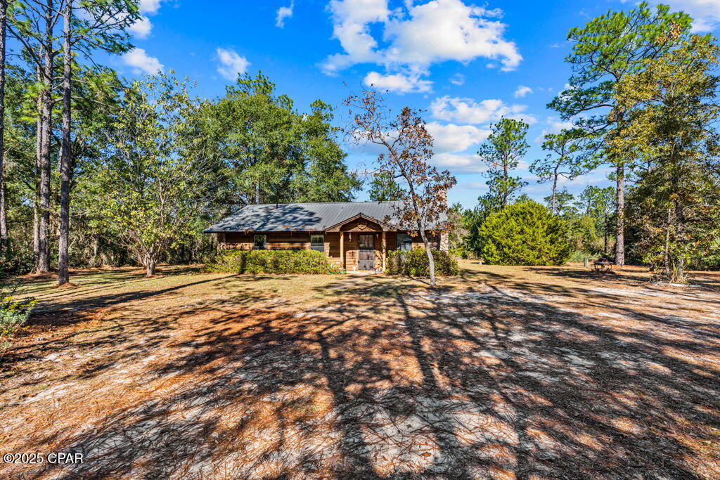 Listing photo id 23 for 3376 Fawn Place