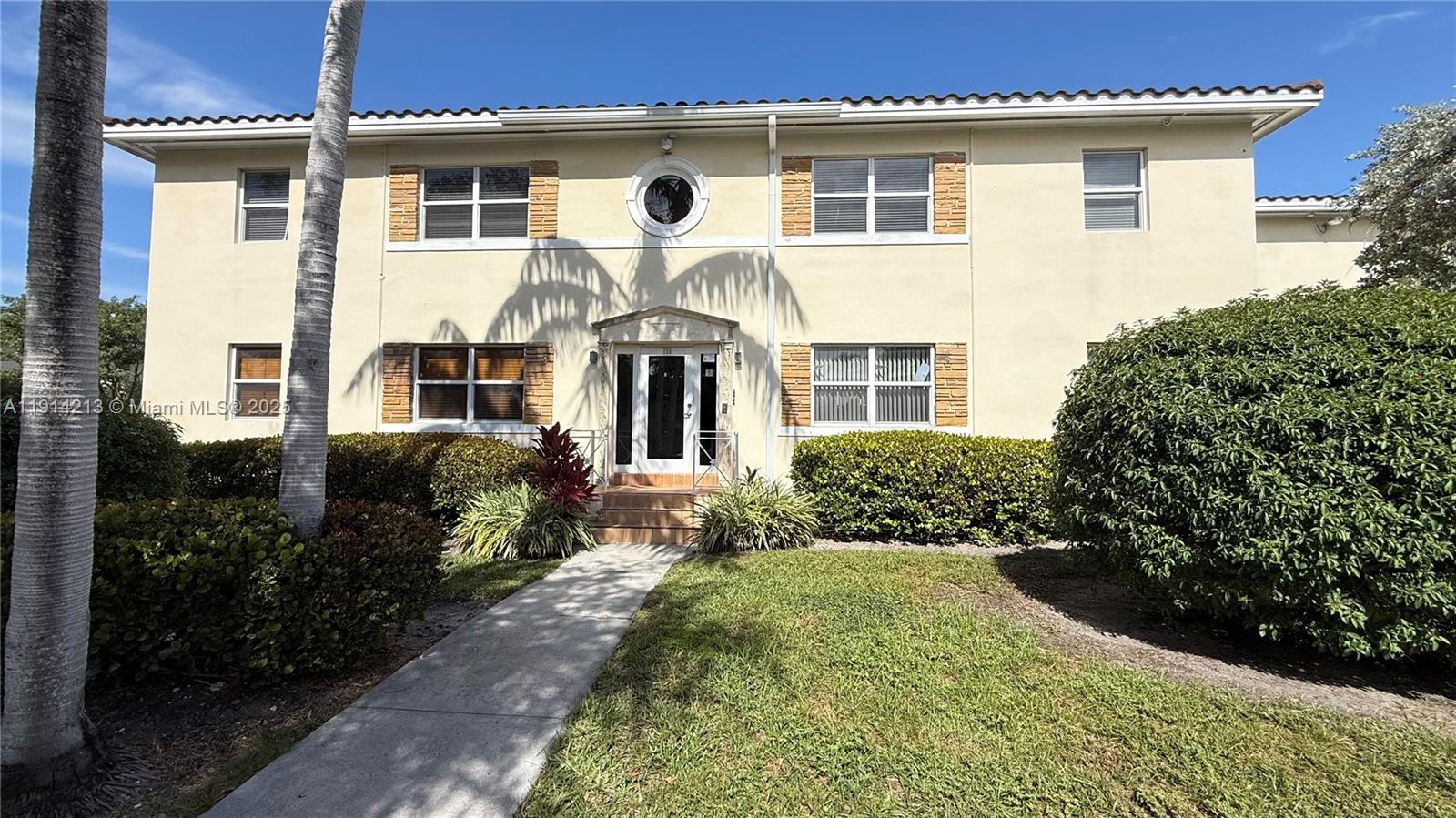 Shores Plaza East Condo