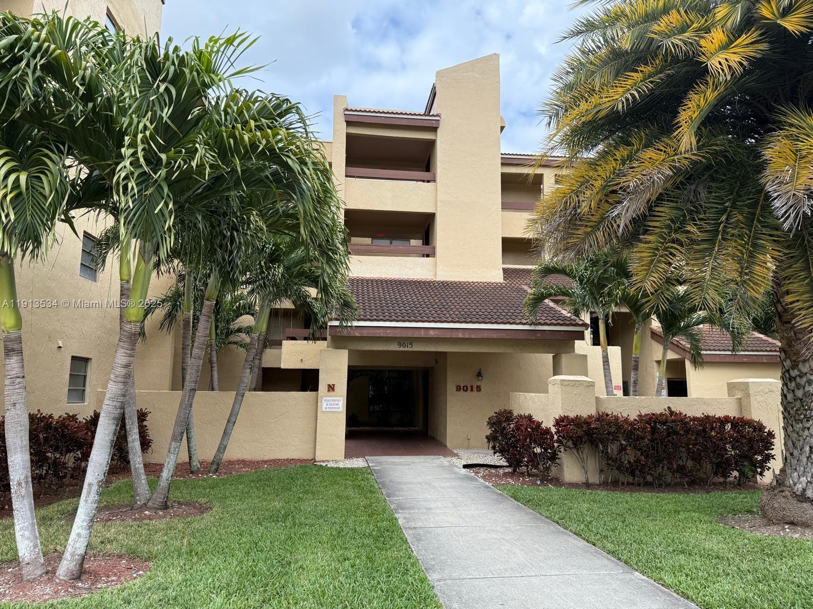 Kenland Pointe Condo #1