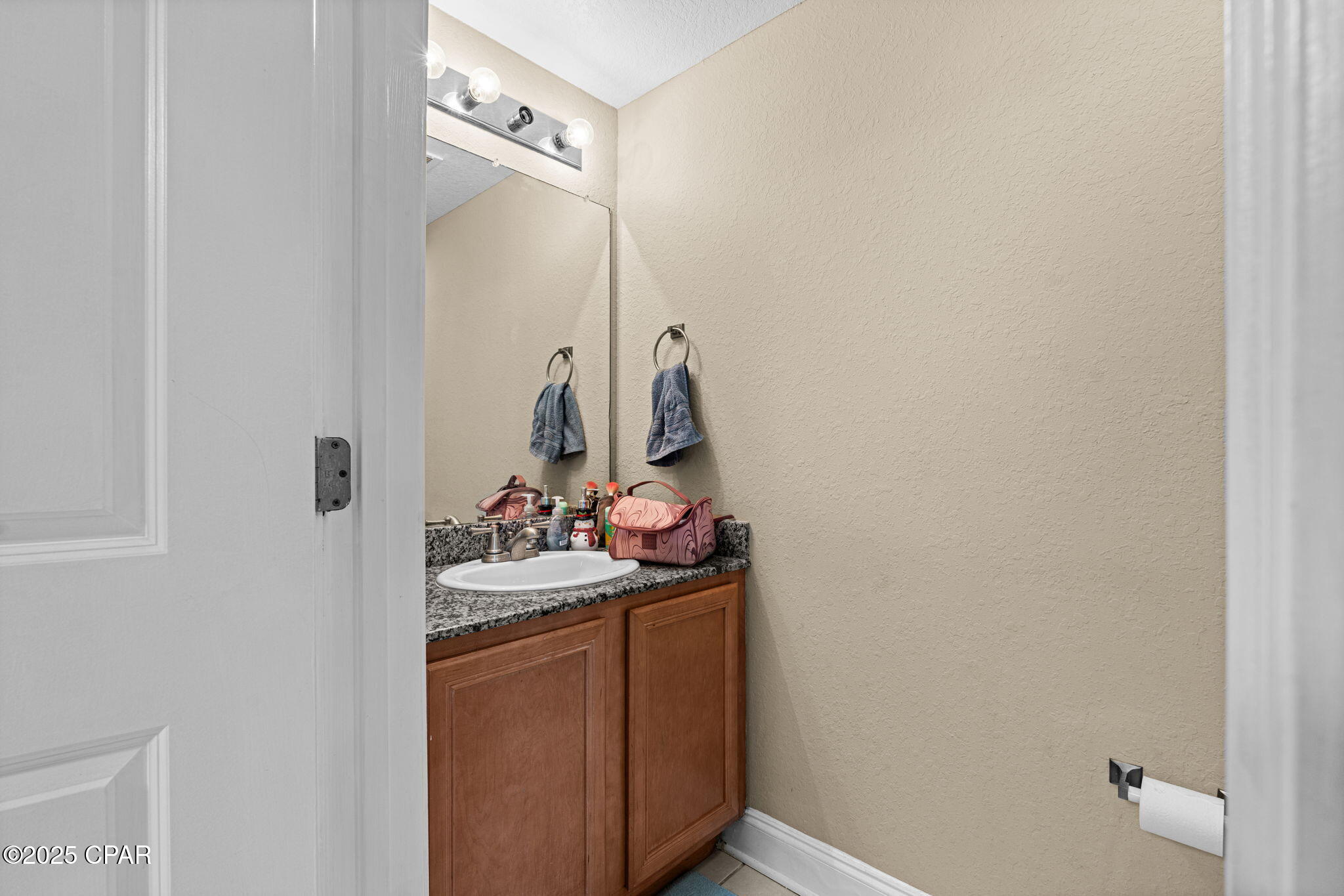 Image 6 For 2107 Avensong Lane 105