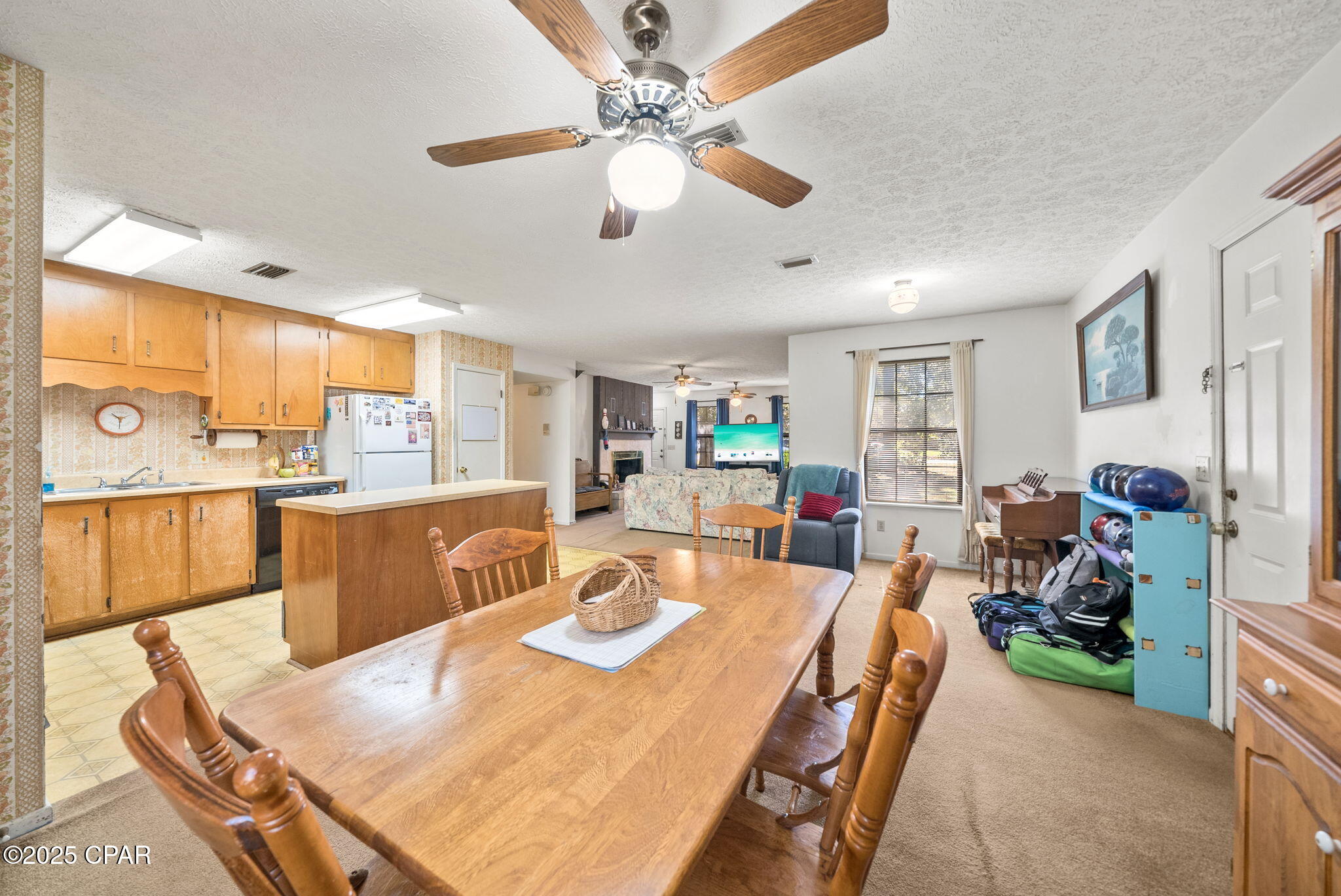 Image 11 For 204 Laird Circle