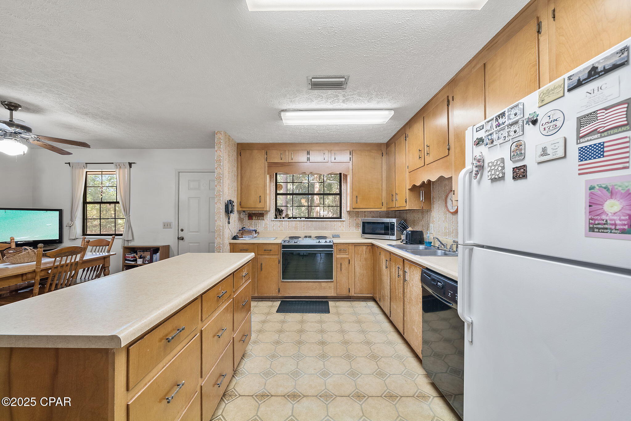 Image 17 For 204 Laird Circle