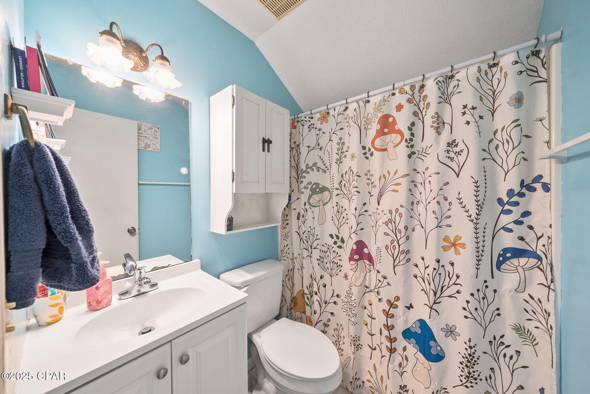 Image 27 For 204 Laird Circle